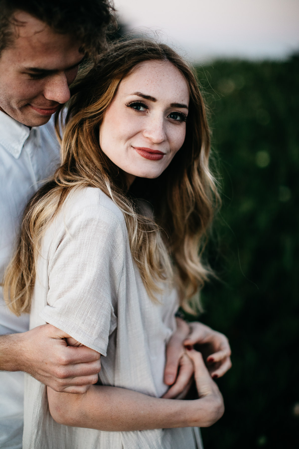 summer-san-francisco-lifestyle-coastal-engagement-session-44