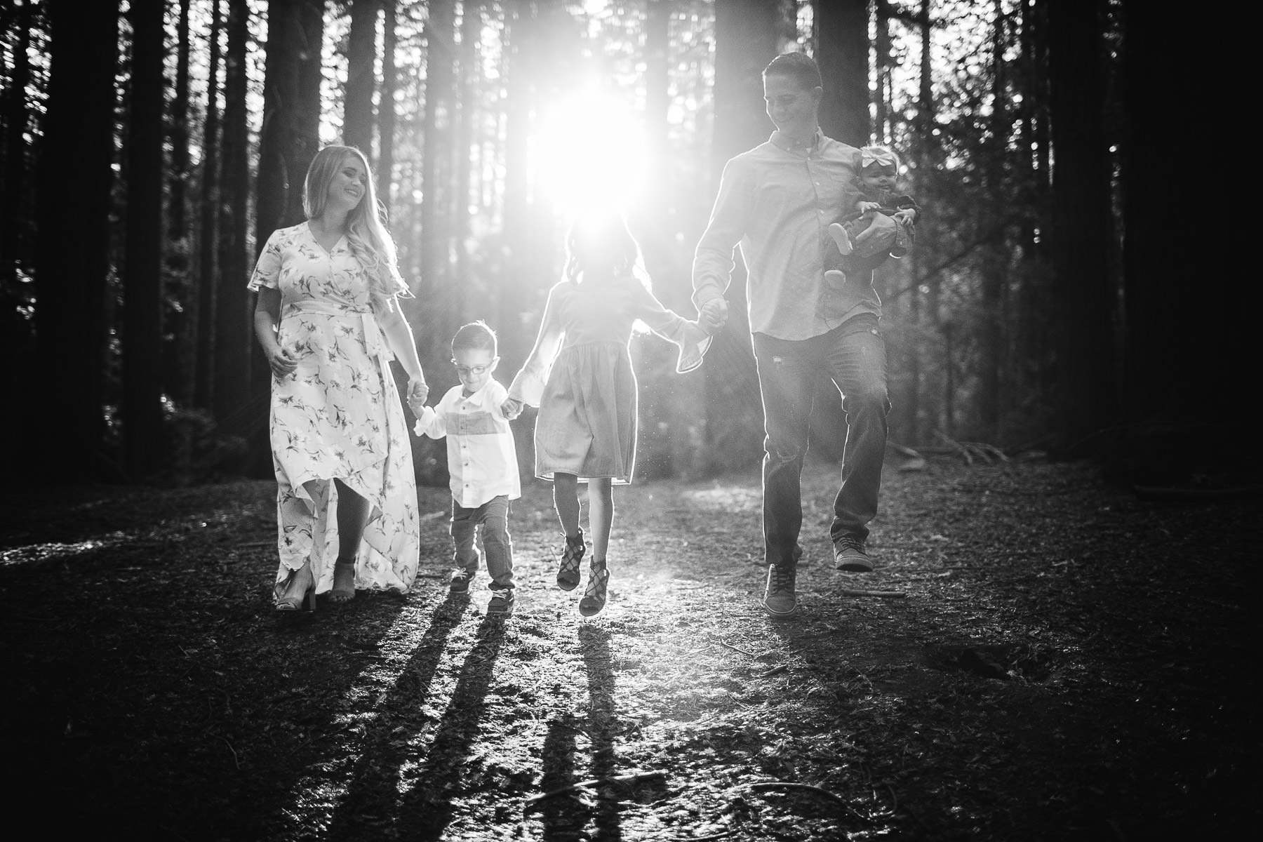 oakland-redwoods-morning-light-joaquin-miller-park-lifestyle-session-18