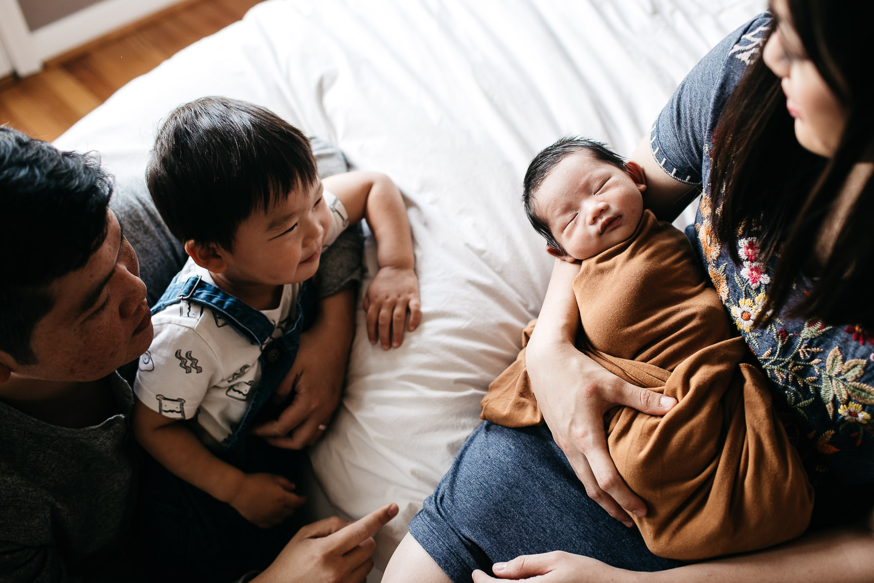 san-jose-family-lifestyle-newborn-rainy-day-shoot-17