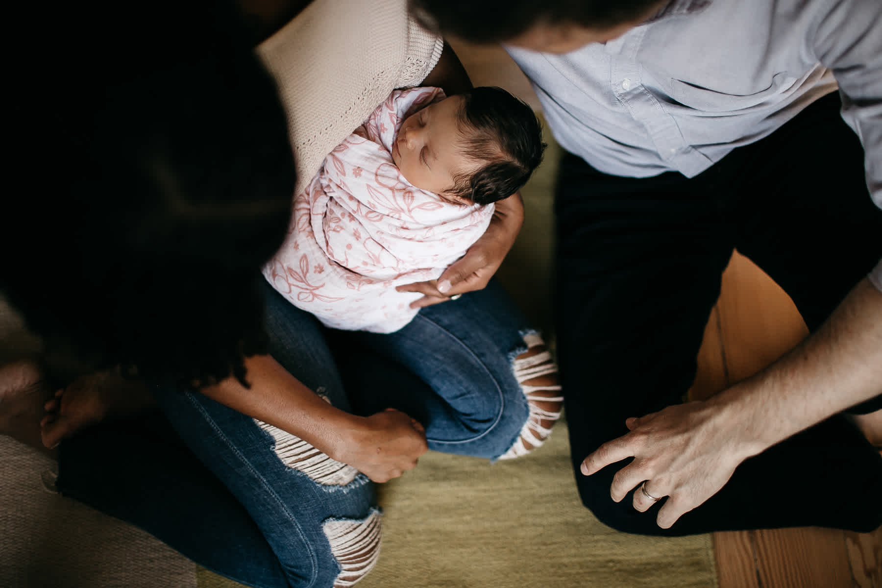 san-francisco-in-home-lifestyle-newborn-session-35