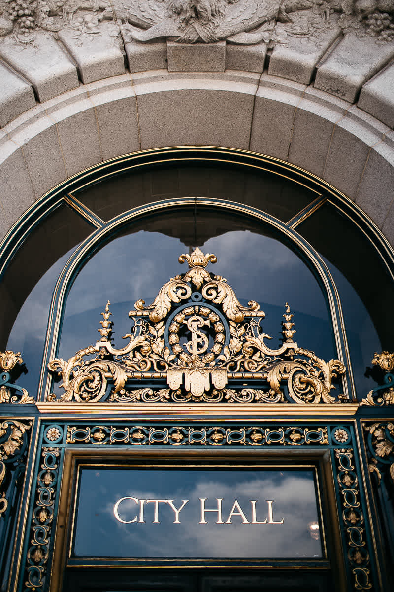 SF-city-hall-wedding-tartine-factory-urban-formals-61