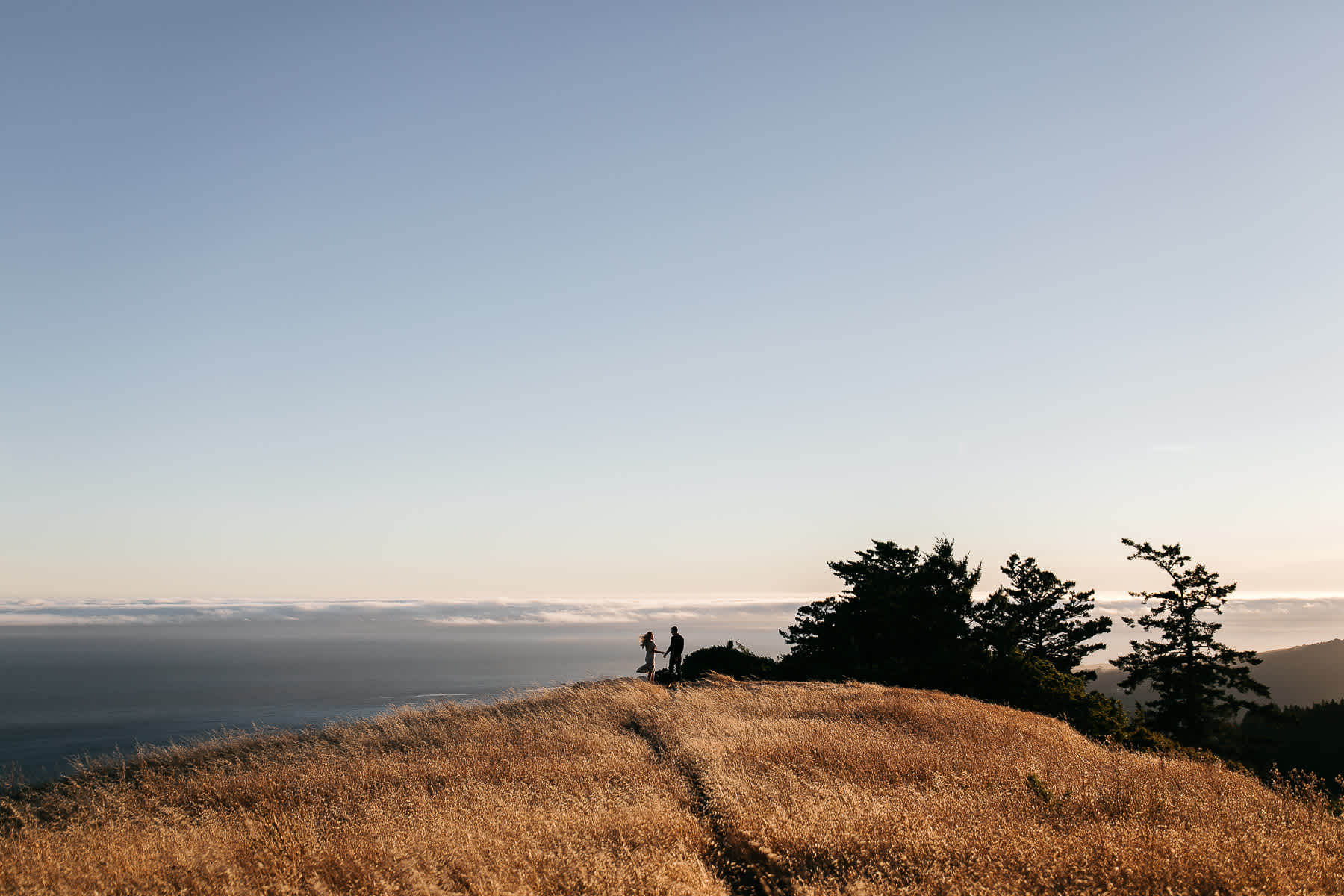 mt-tam-golden-hills-sunset-engagement-session-22