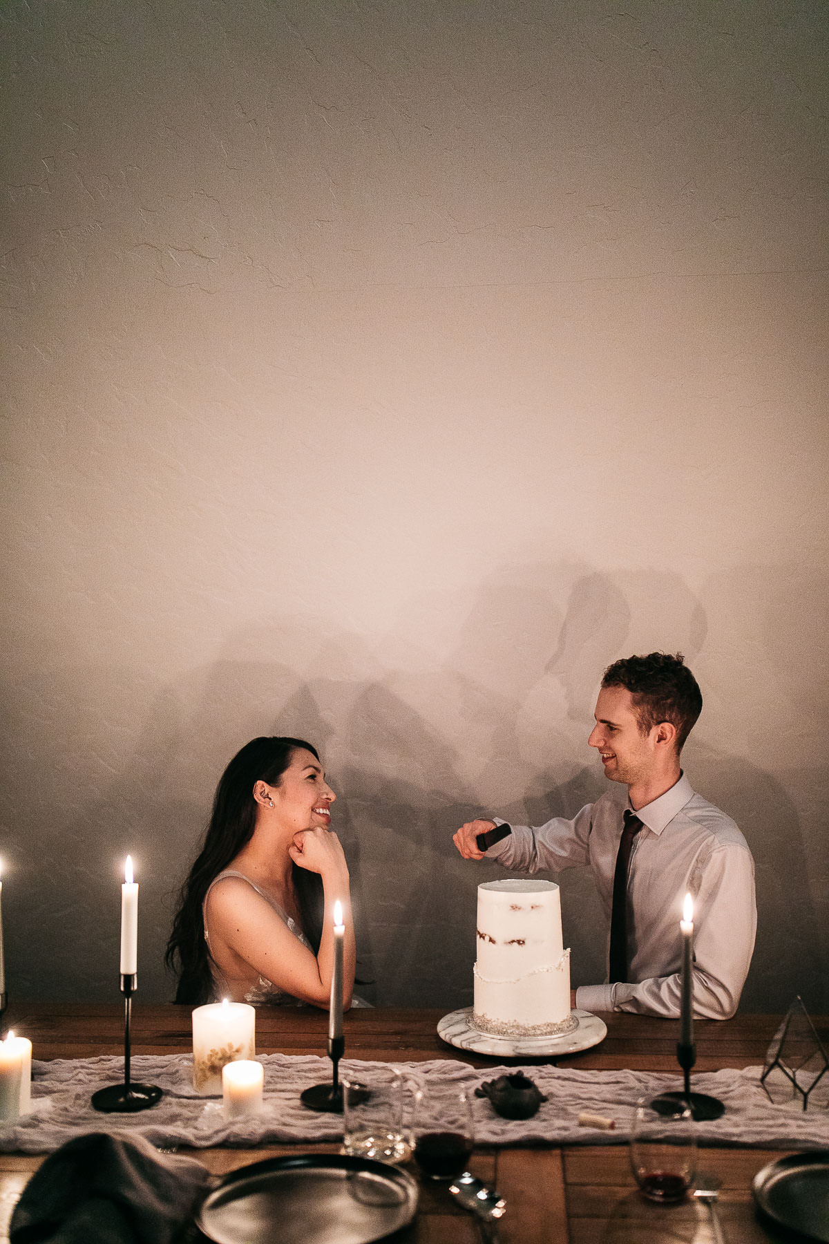 yosemite-cathedral-lake-hiking-sunset-elopement-103