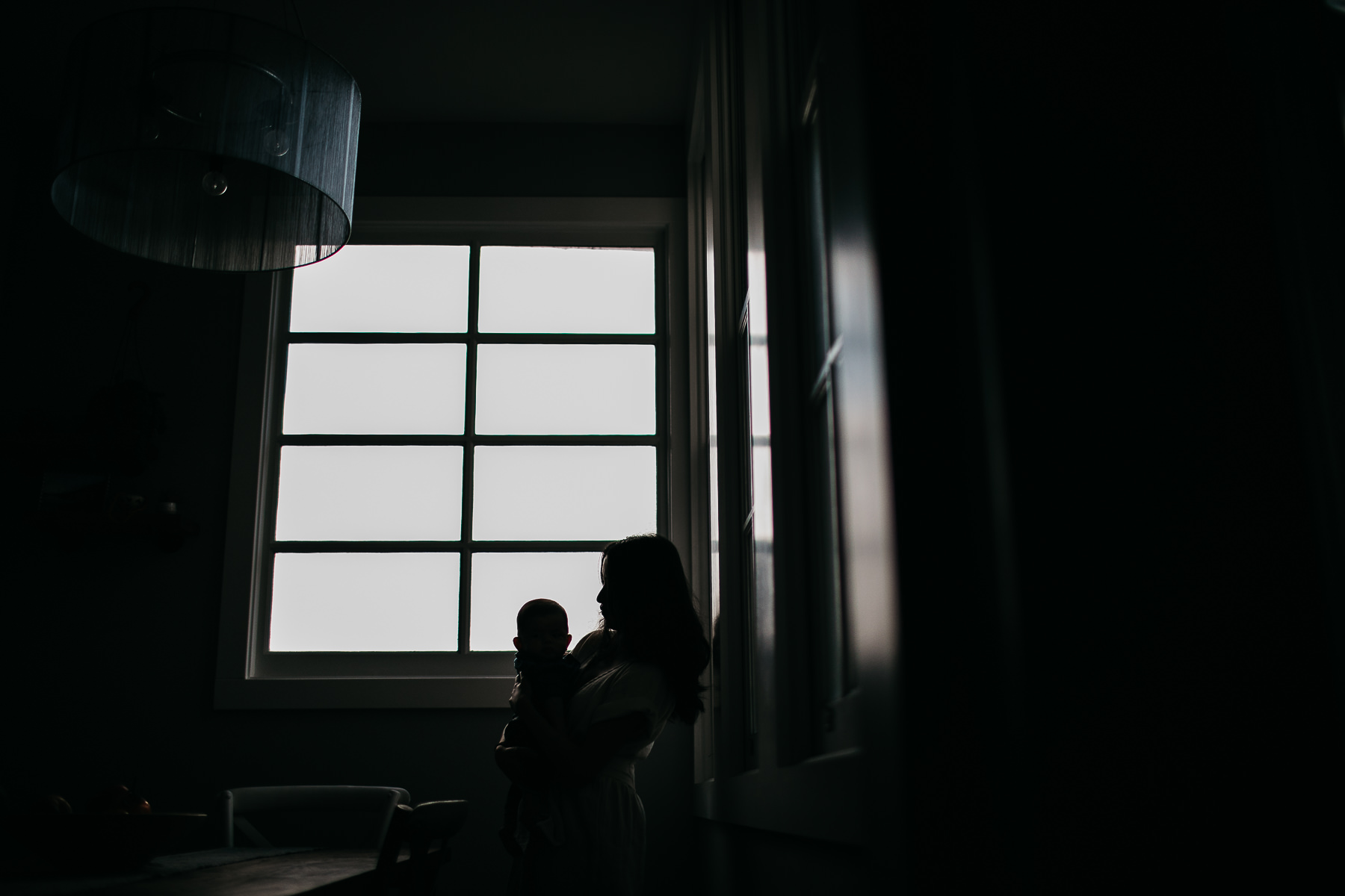 san-francisco-in-home-lifestyle-family-session-rainy-neighborhood-8