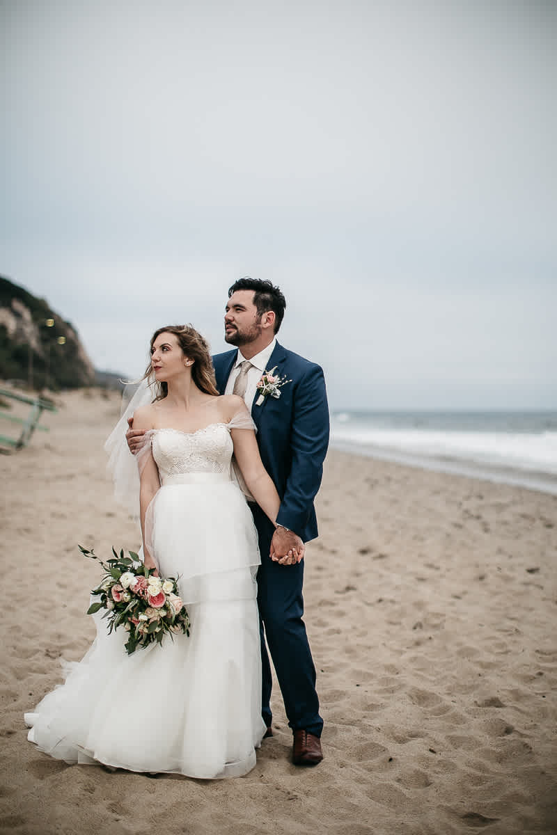 malibu-gloomy-summer-romantic-wedding-60