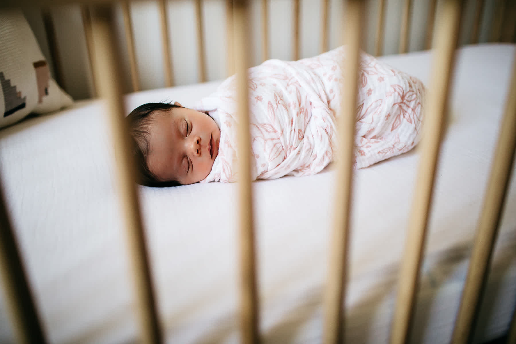 san-francisco-in-home-lifestyle-newborn-session-15