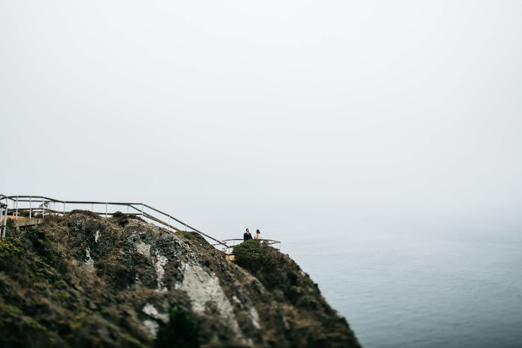 muir-beach-pelican-inn-foggy-wedding-87