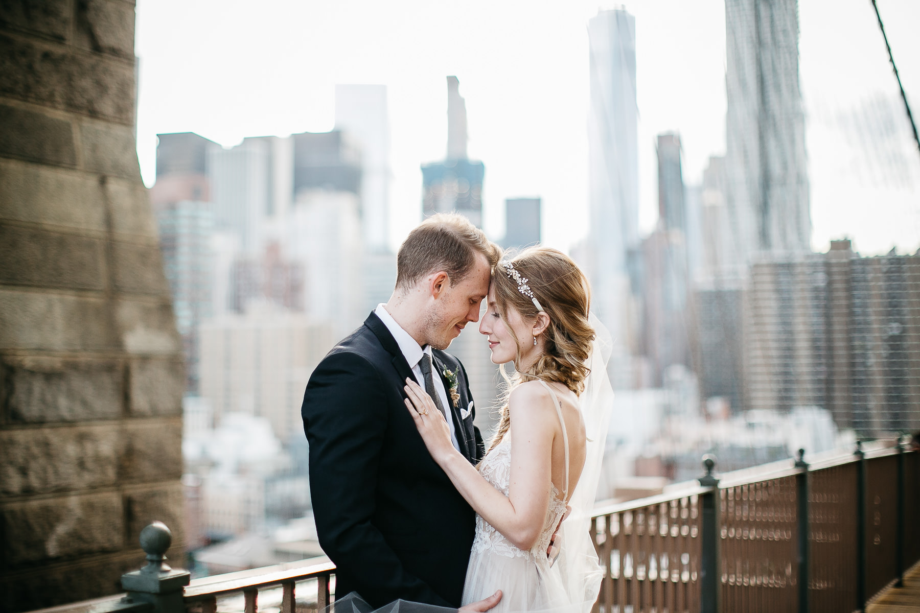 nyc-bhldn-stylized-brooklyn-bridge-elopement-47