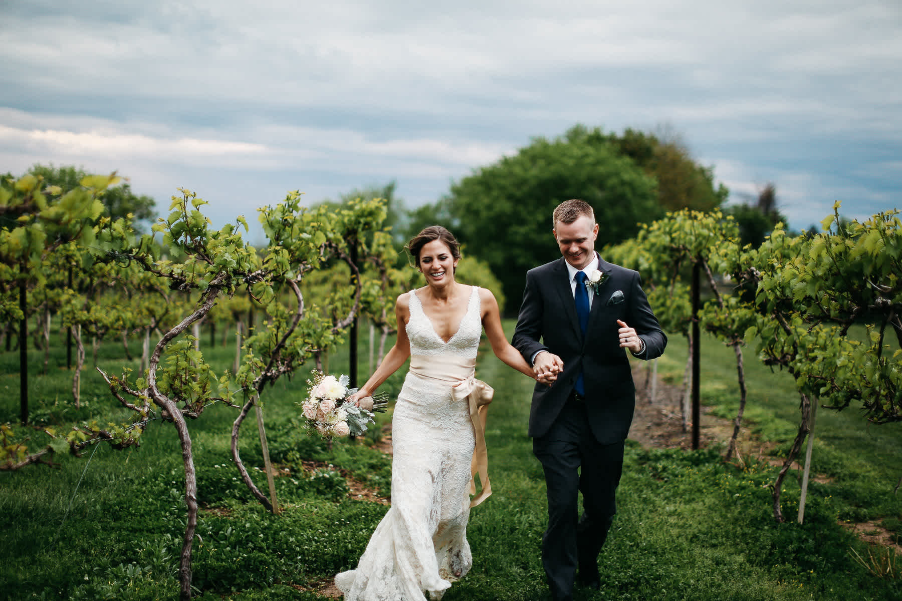 Pennsylvania-Newton-Rosebank-winery-spring-lifestyle-wedding-162