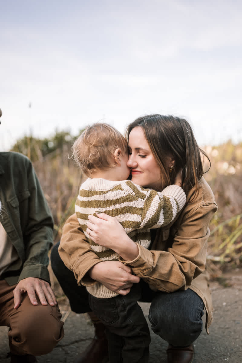 pacifica-eucalyptus-fall-family-lifestyle-session-31