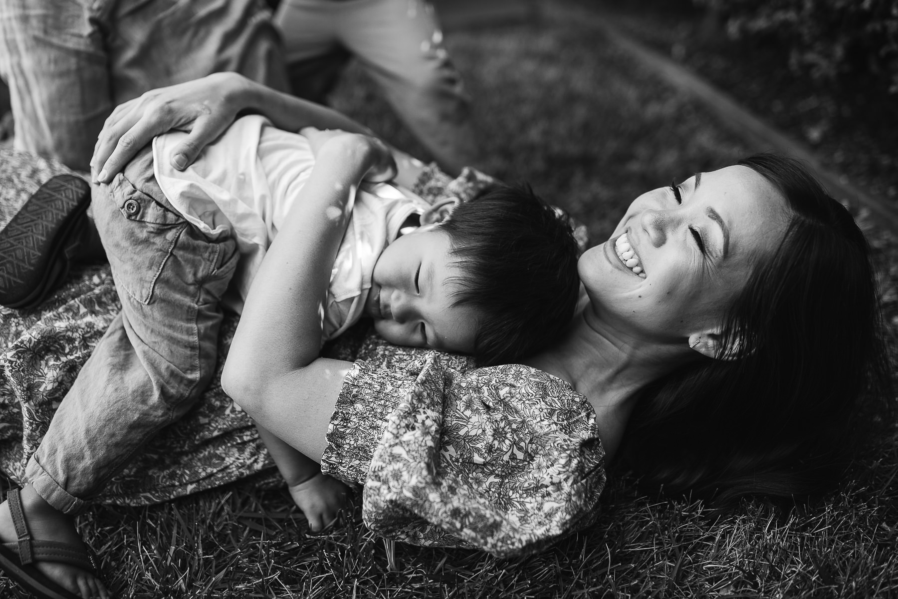 santa-clara-neighborhood-lifestyle-summer-family-session-15