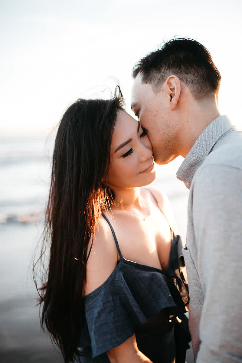 stinson-beach-muir-woods-sf-fun-quirky-engagement-session-34