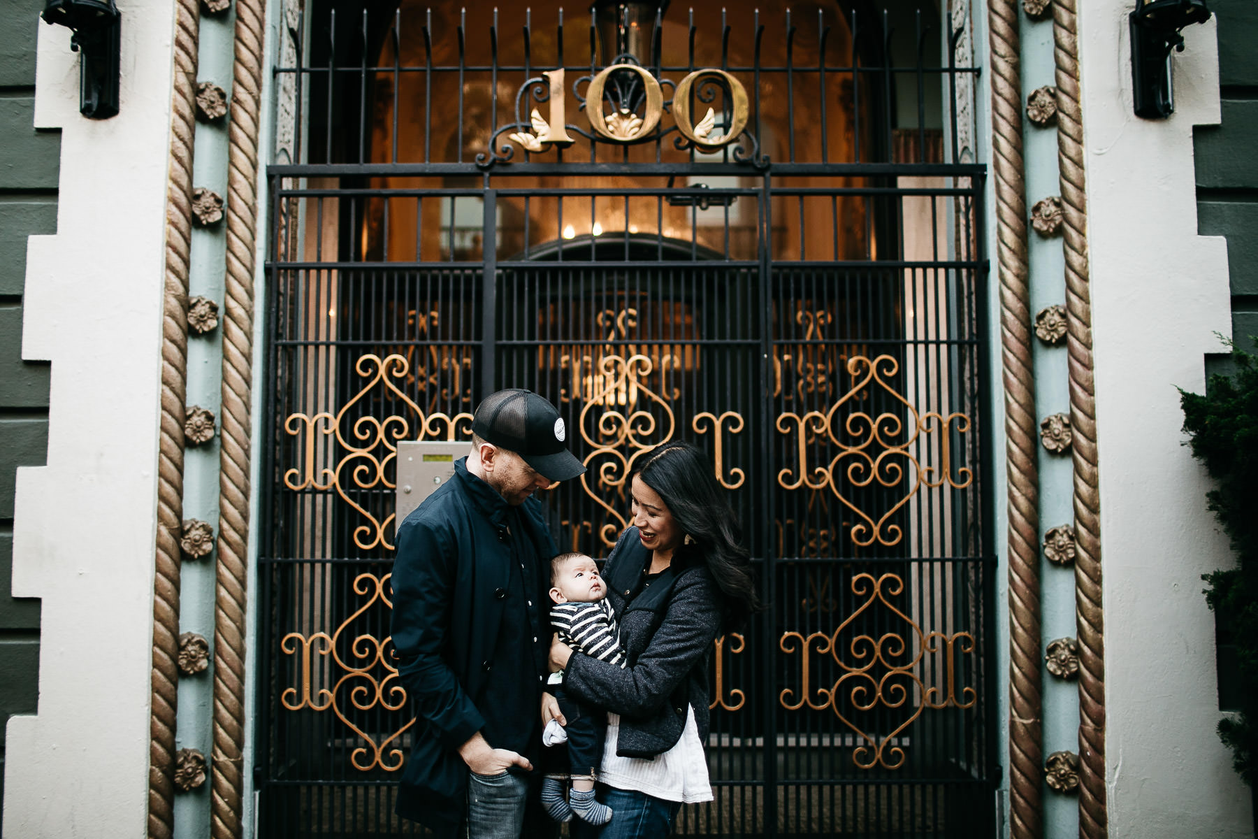 san-francisco-in-home-lifestyle-family-session-rainy-neighborhood-24