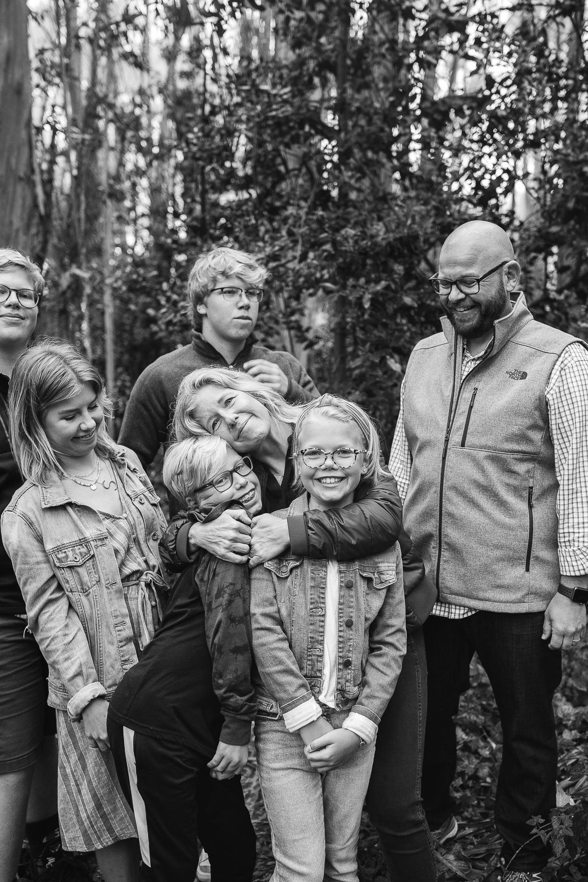 van-family-session-foggy-presidio-sf-10