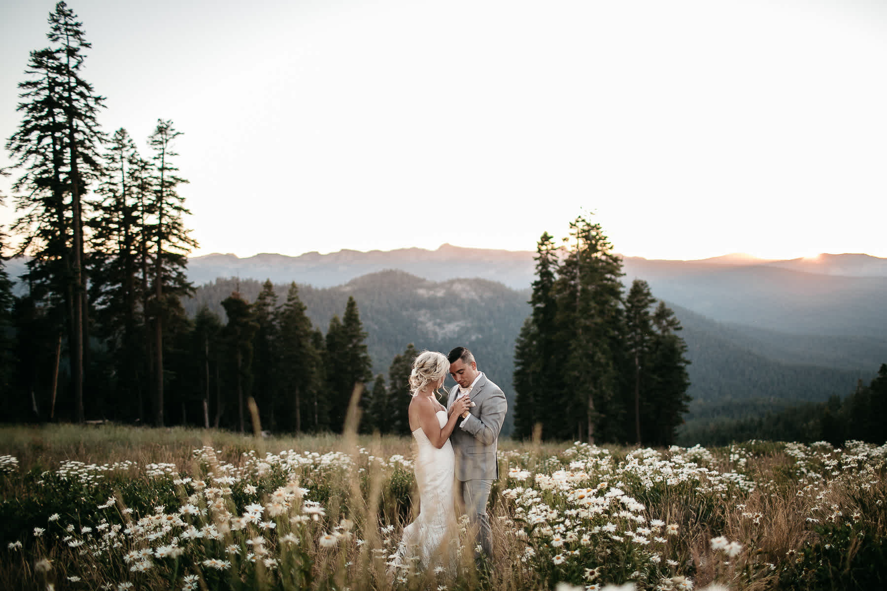 zephyr-lodge-summer-mountain-top-wedding-147