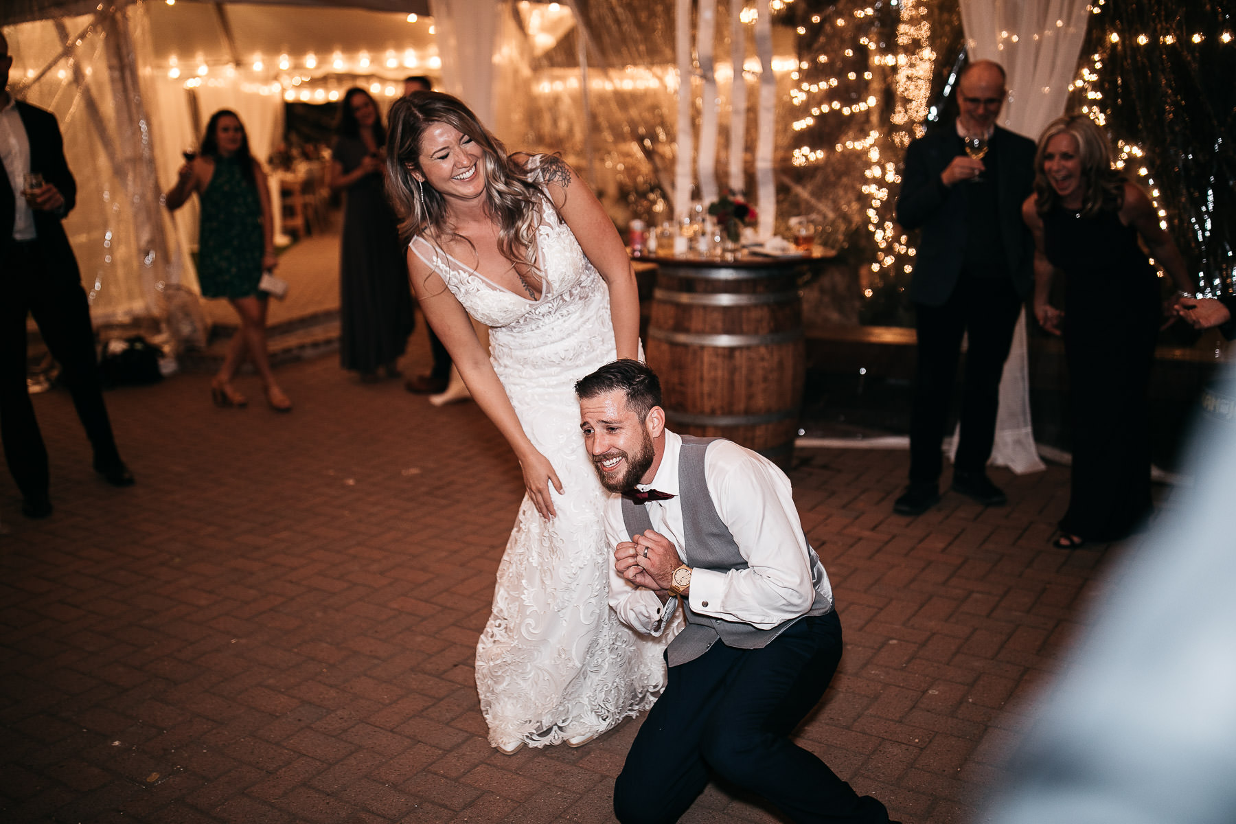 twenty-mile-house-fall-rainy-wedding-106