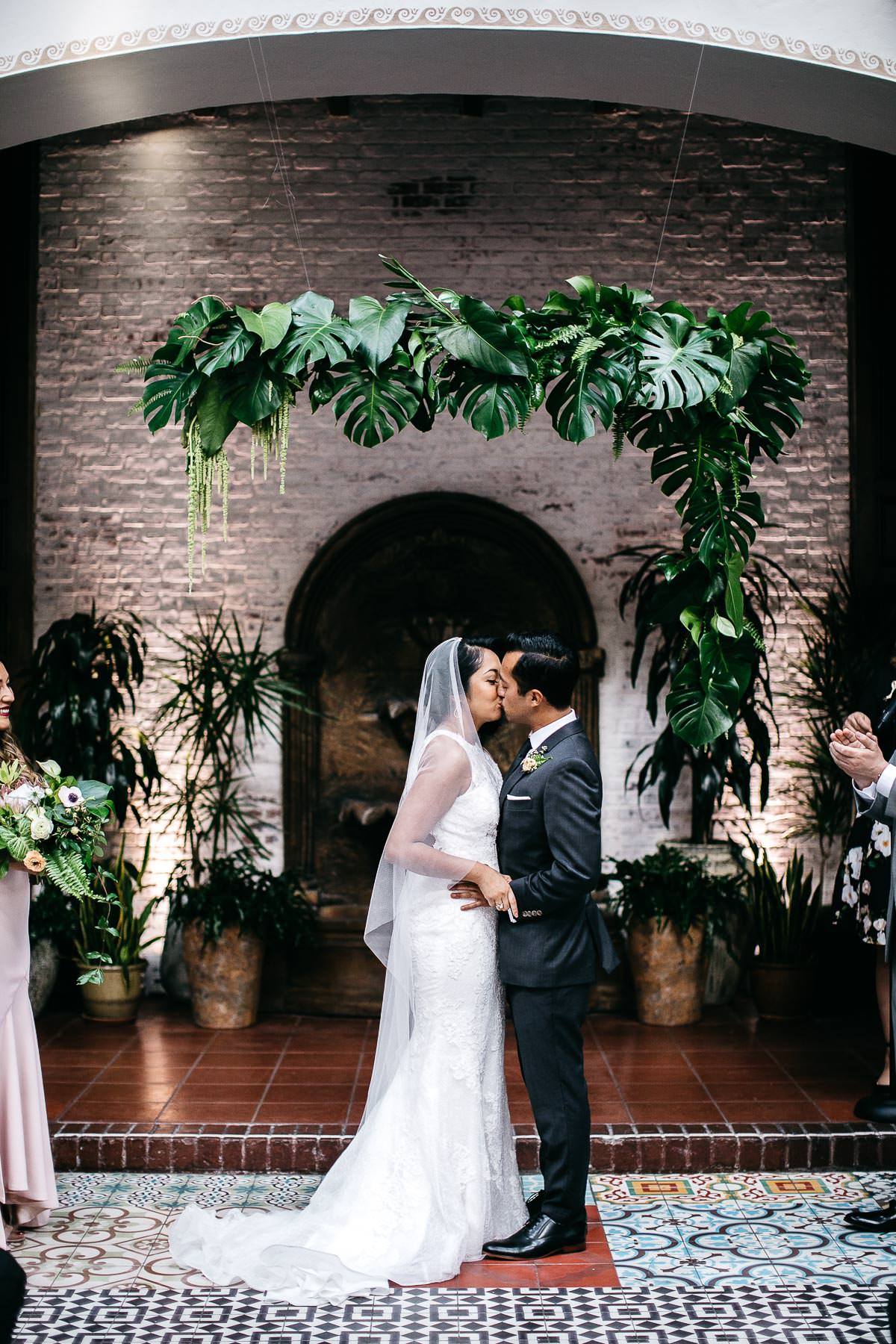 long-beach-ebell-leafy-green-wedding-127