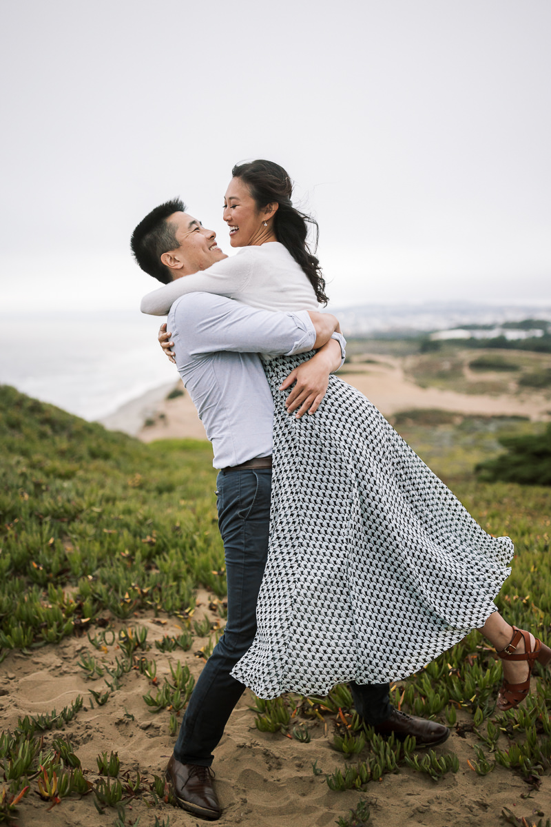 fort-funston-gloomy-fall-engagement-session-35