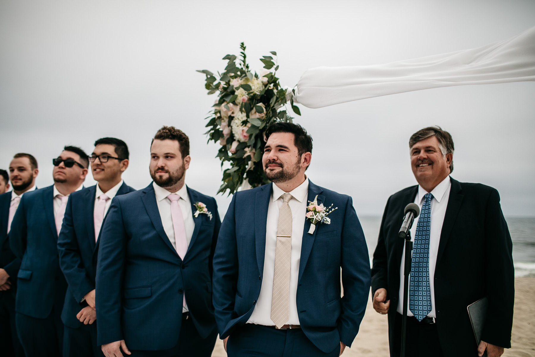 malibu-gloomy-summer-romantic-wedding-42