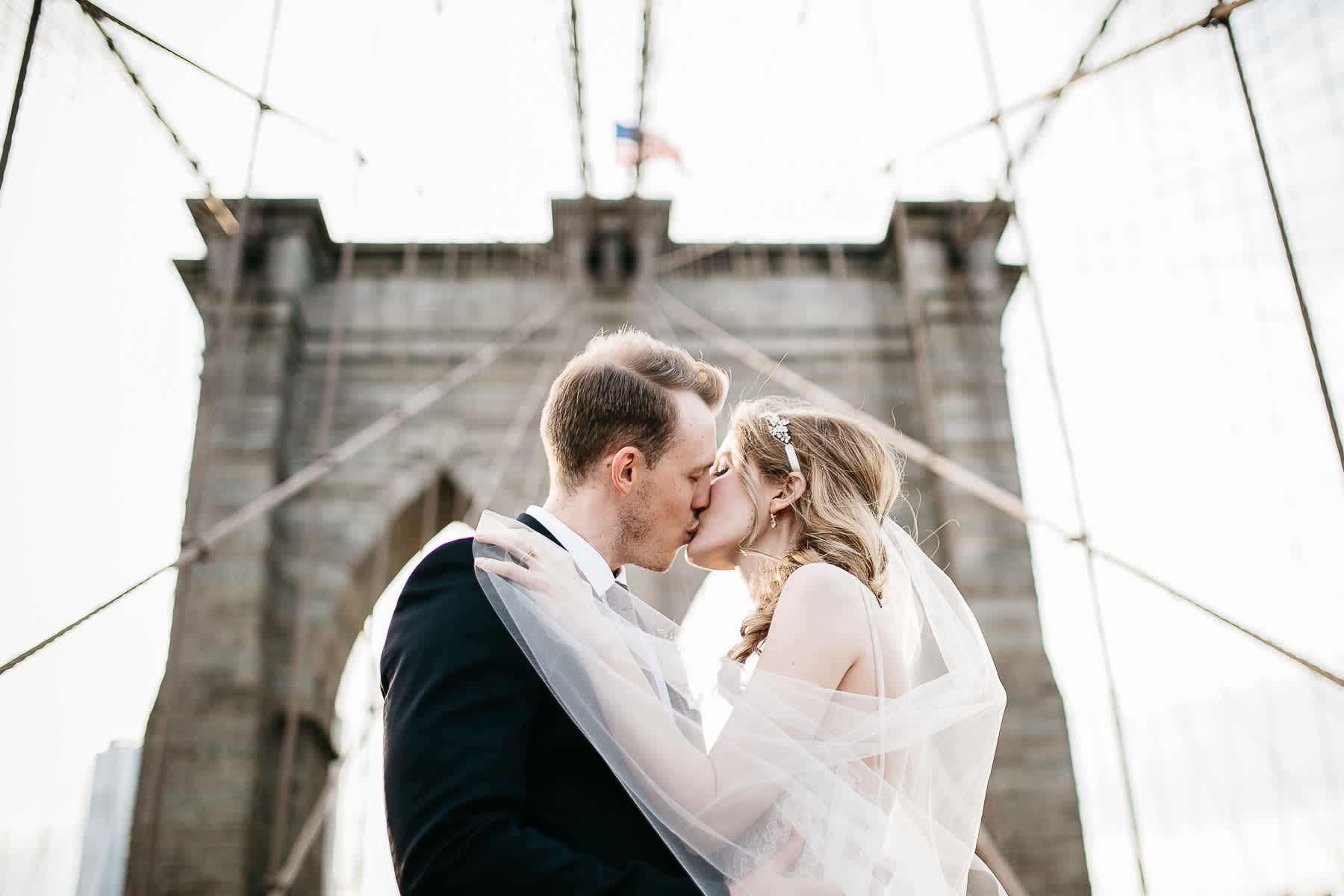 nyc-bhldn-stylized-brooklyn-bridge-elopement-59