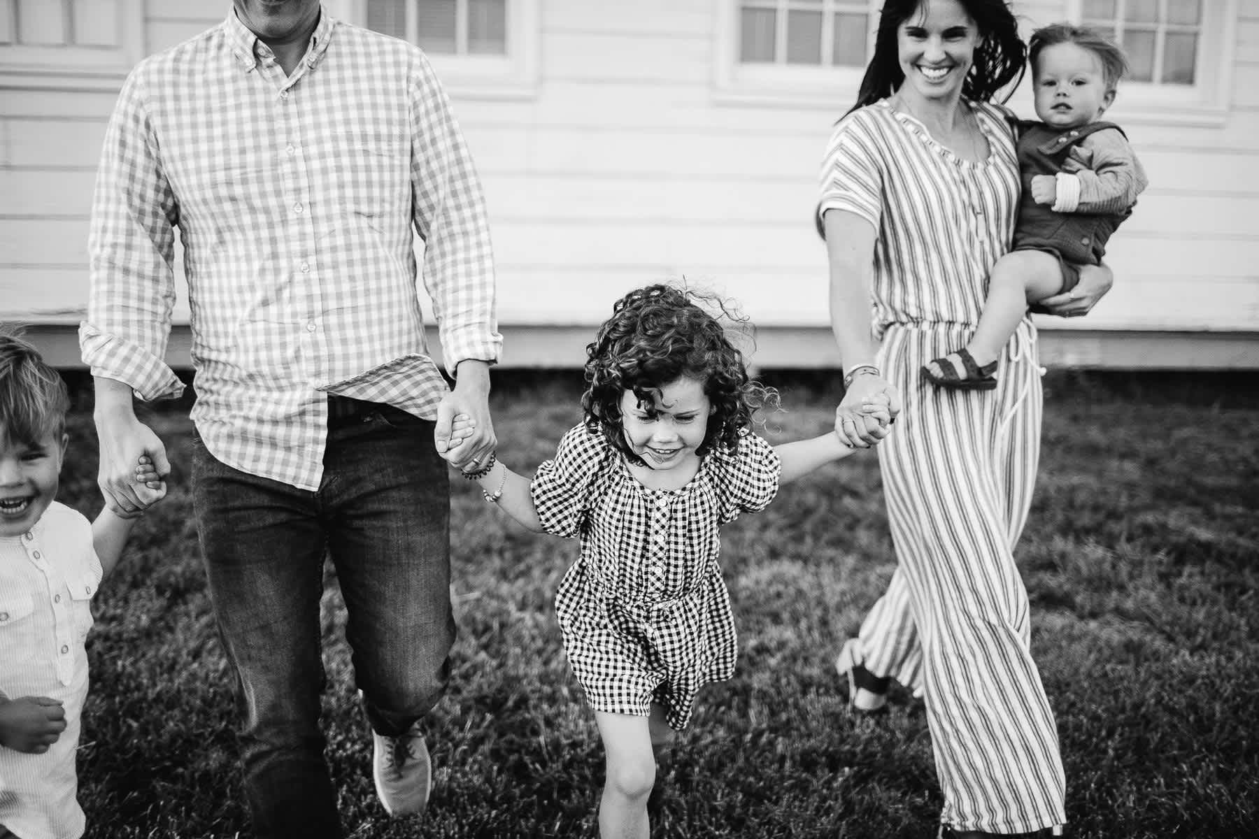 rodeo-beach-california-hills-lifestyle-family-session-56