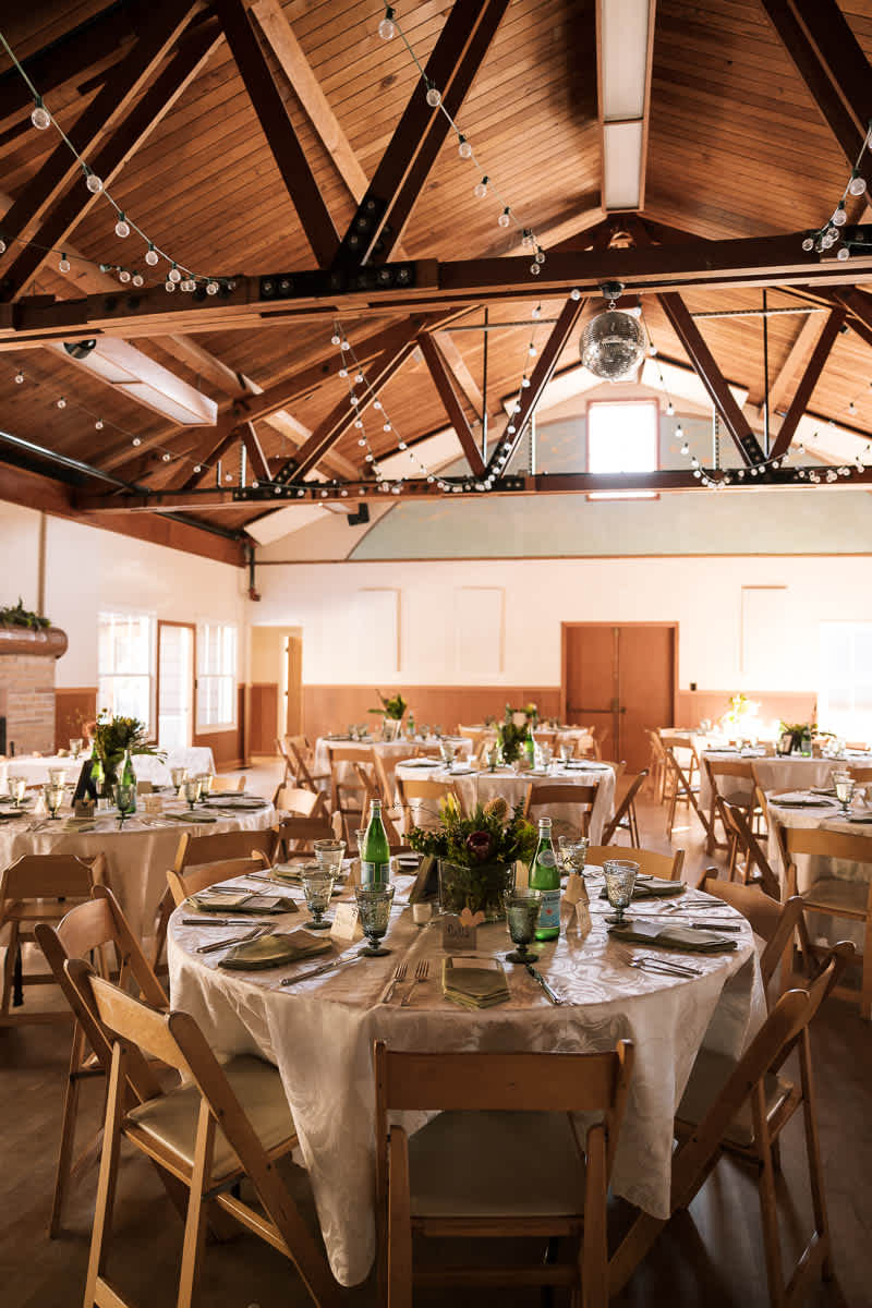 Willow-Camp-Stinson-Beach-Community-Center-Sunny-Winter-Wedding-76