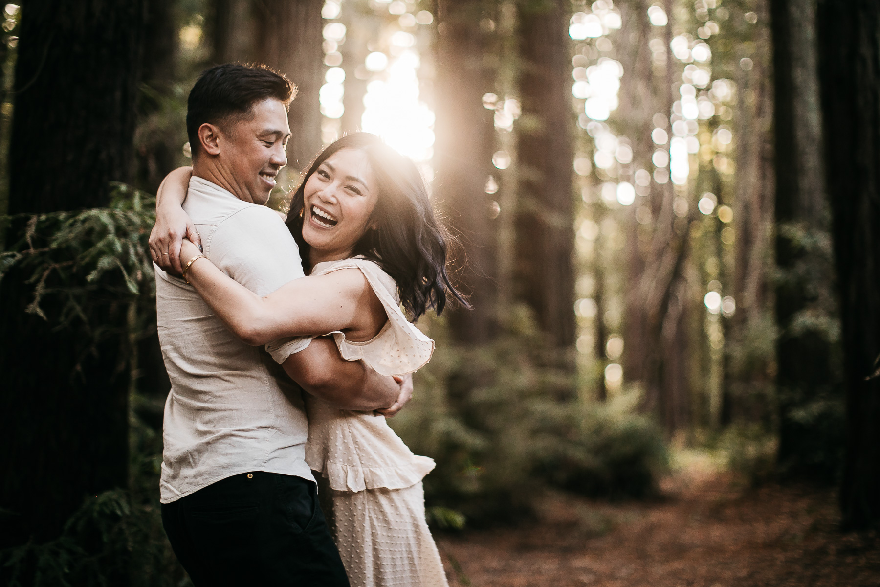 oakland-redwoods-fall-golden-light-engagement-session-5