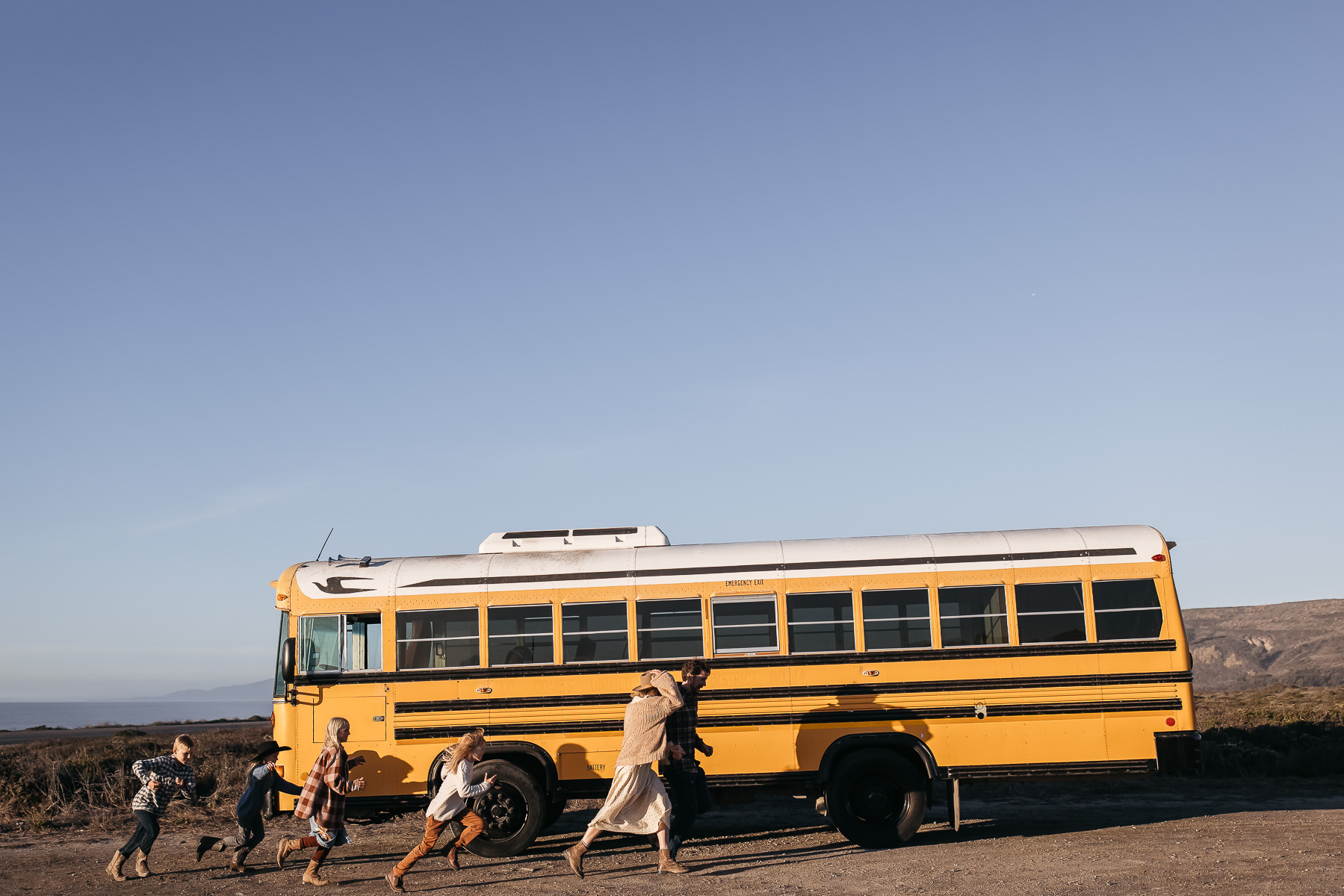 pescadero-beach-school-bus-lifestyle-sunset-family-session-23
