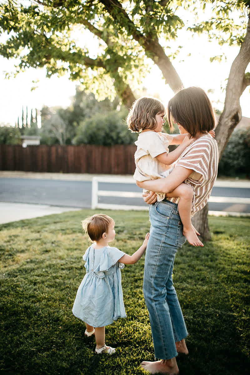 lime-ridge-concord-mustard-flower-vintage-car-lifestyle-family-session-14