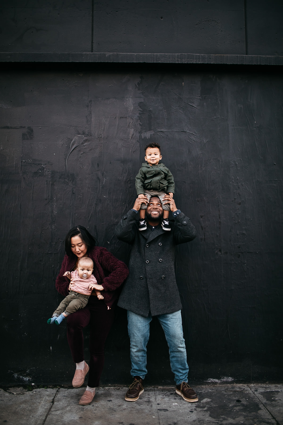 downtown+oakland+family+session+urban-industrial-session-27