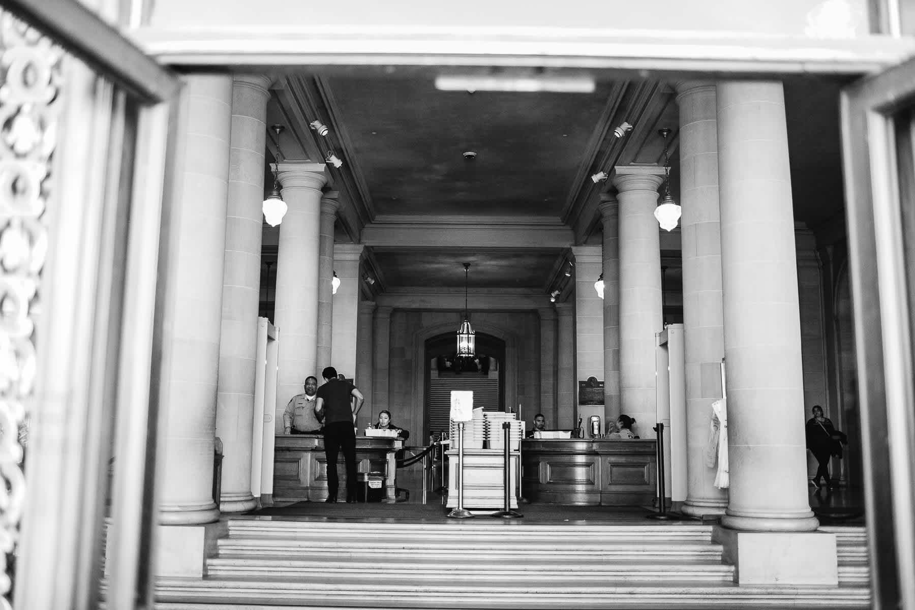 san-francisco-city-hall-weekday-elopement-2