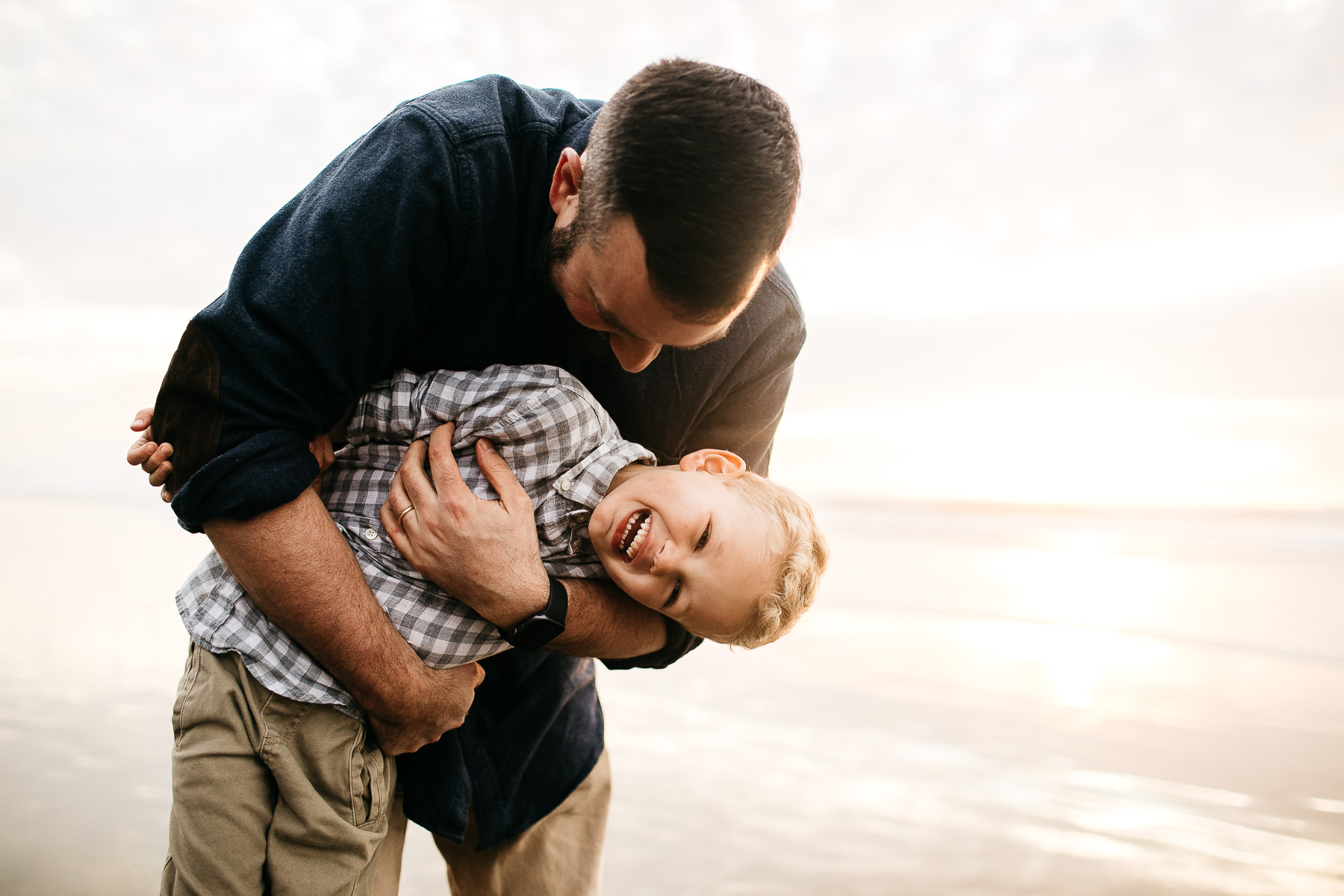 cloudy-fort-funston-winter-lifestyle-family-session-33