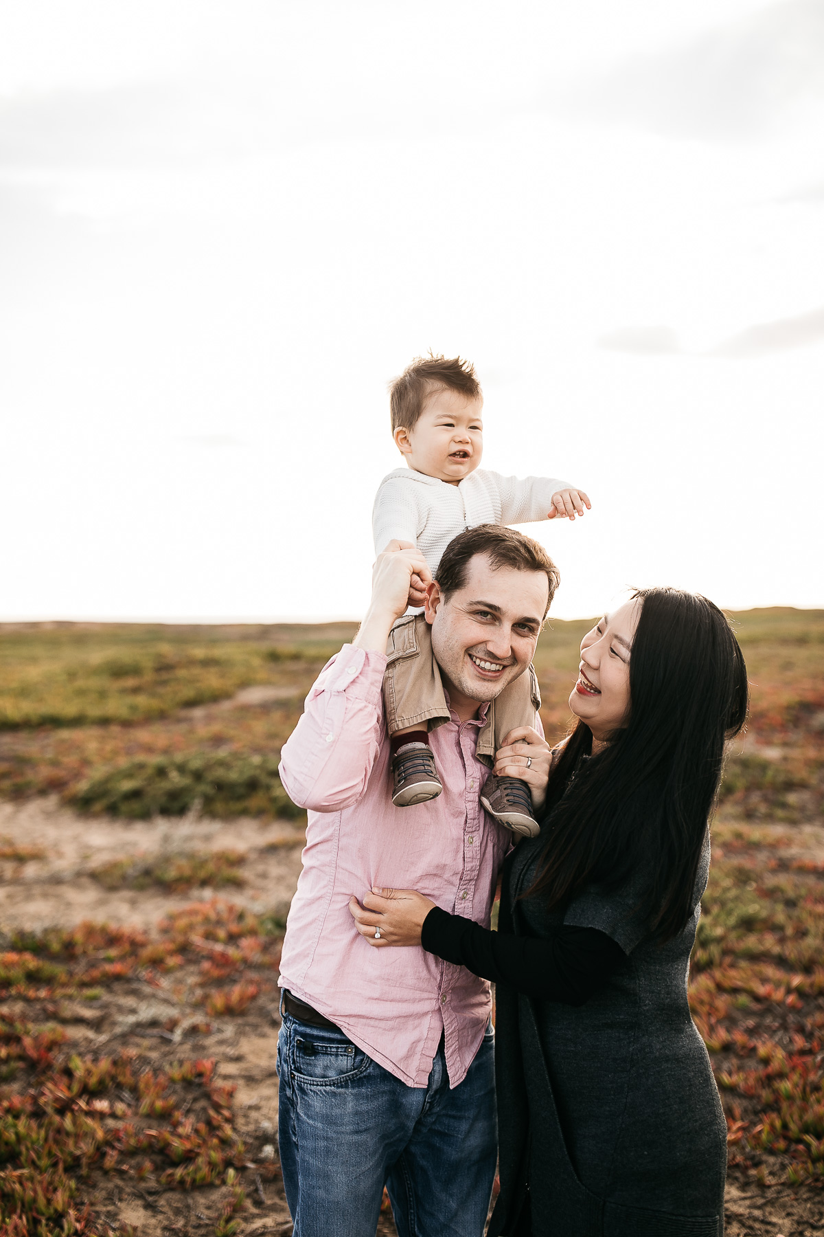 fort-funston-golden-light-winter-family-session-one-year-old-6