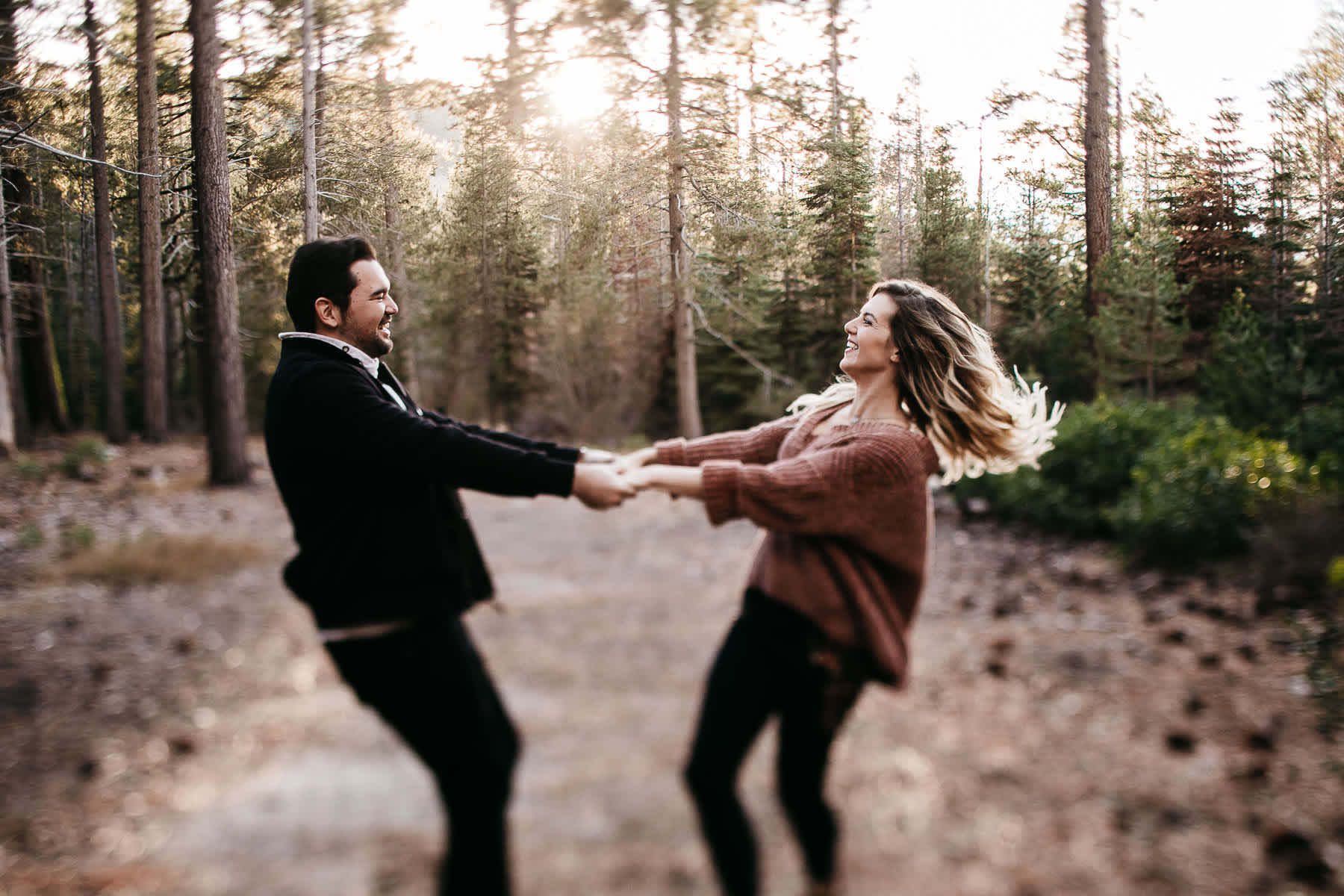 donner-lake-tahoe-national-forest-fall-engagement-session-9