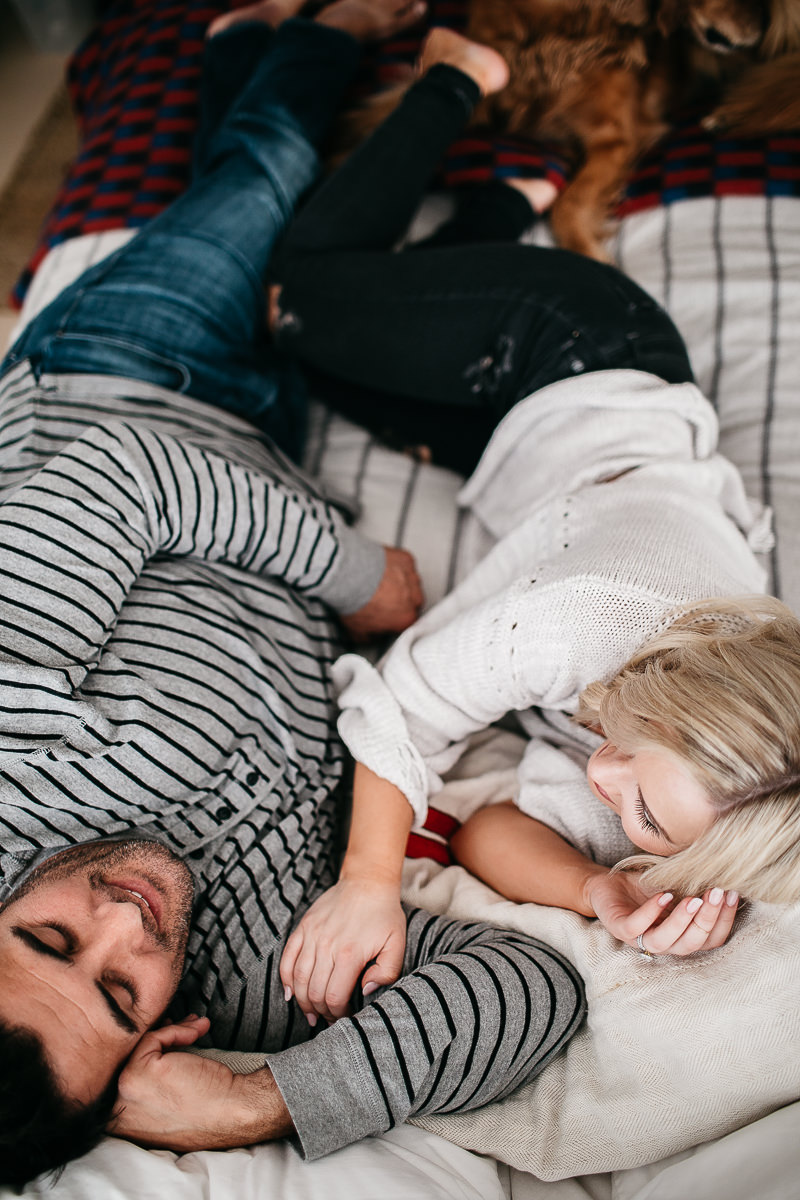 mendocino-grove-ca-glamping-waterside-anniversary-session-golden-retriever-14