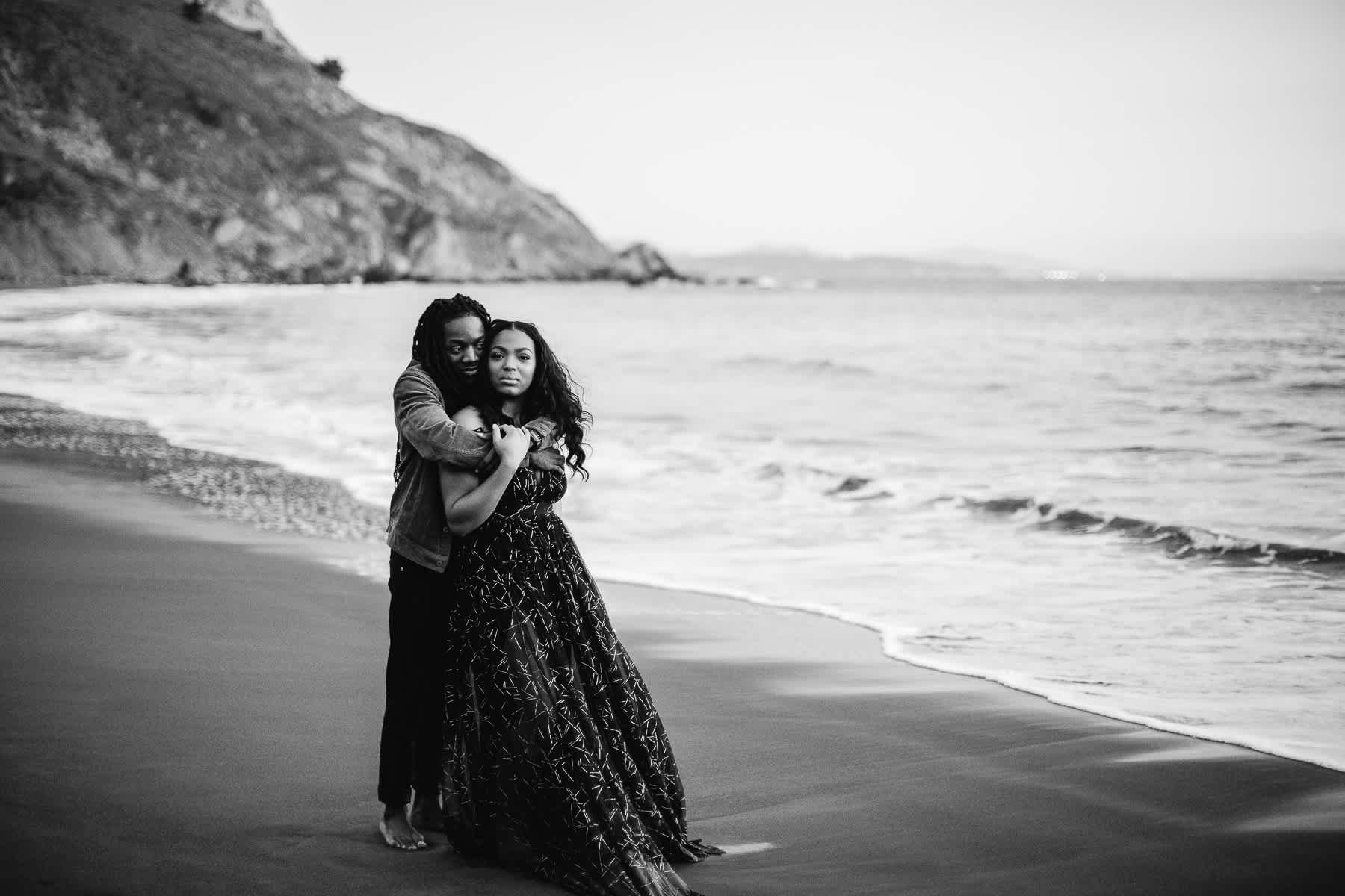 muir-beach-ca-spring-lifestyle-engagement-session-50