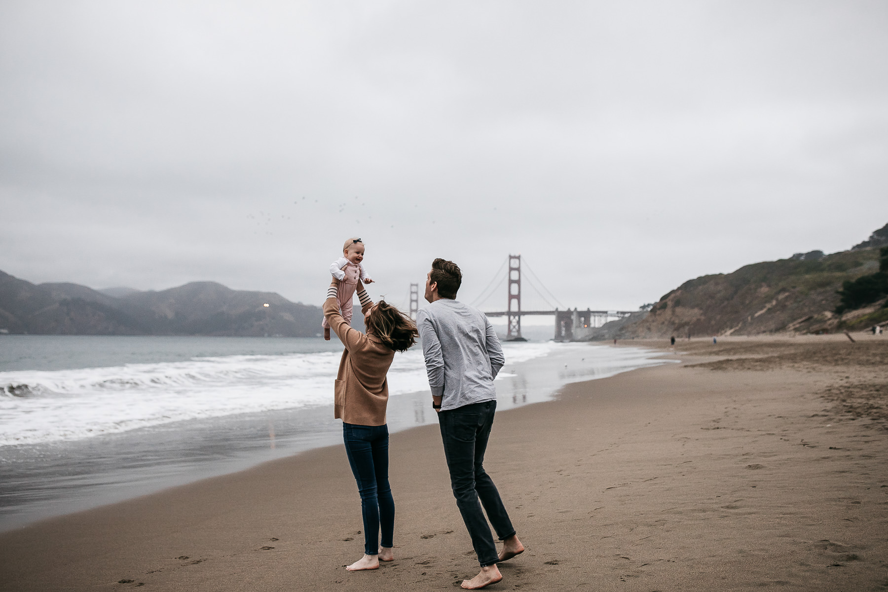 presidio-urban-family-baker-beach-cloudy-session-37