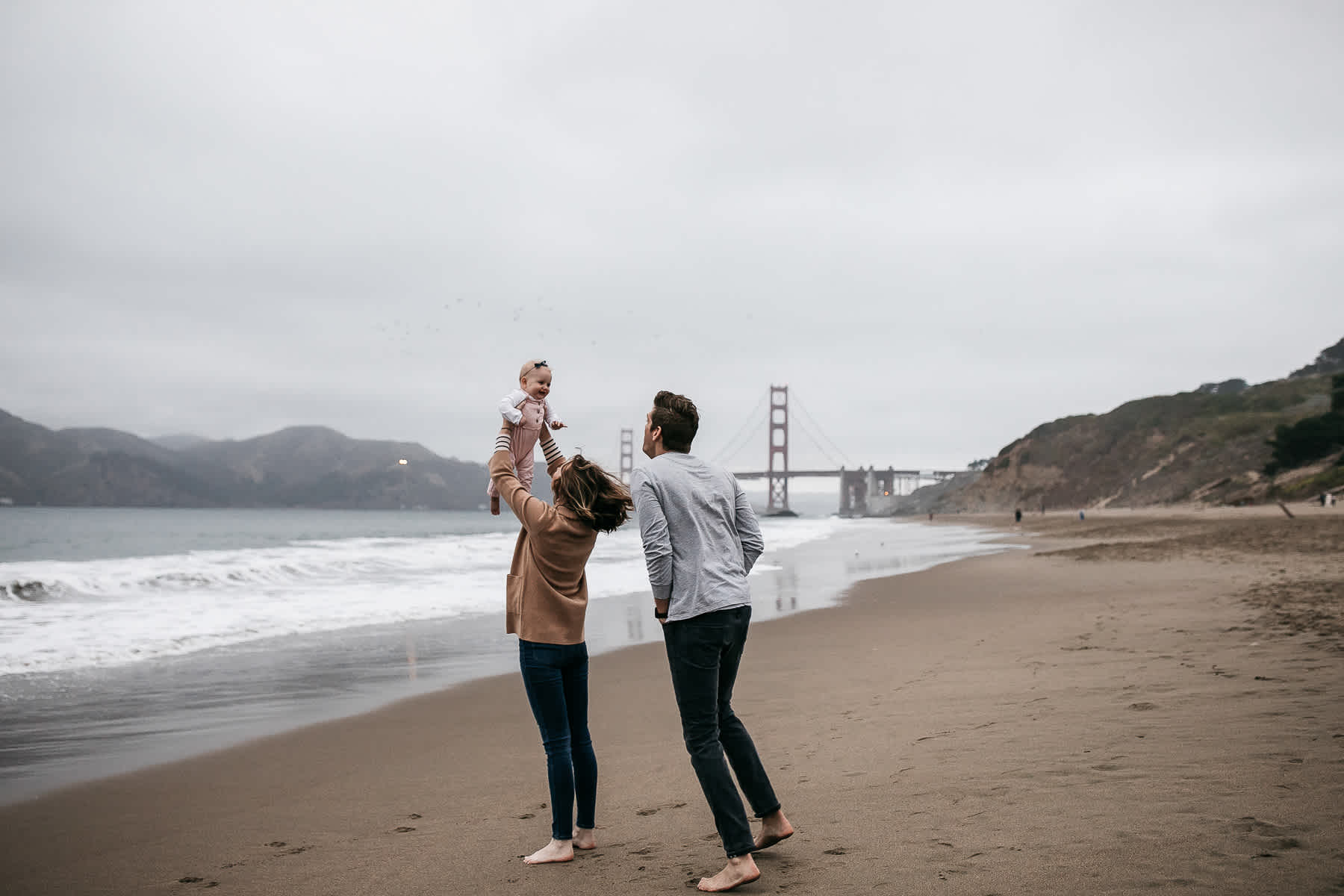 presidio-urban-family-baker-beach-cloudy-session-37