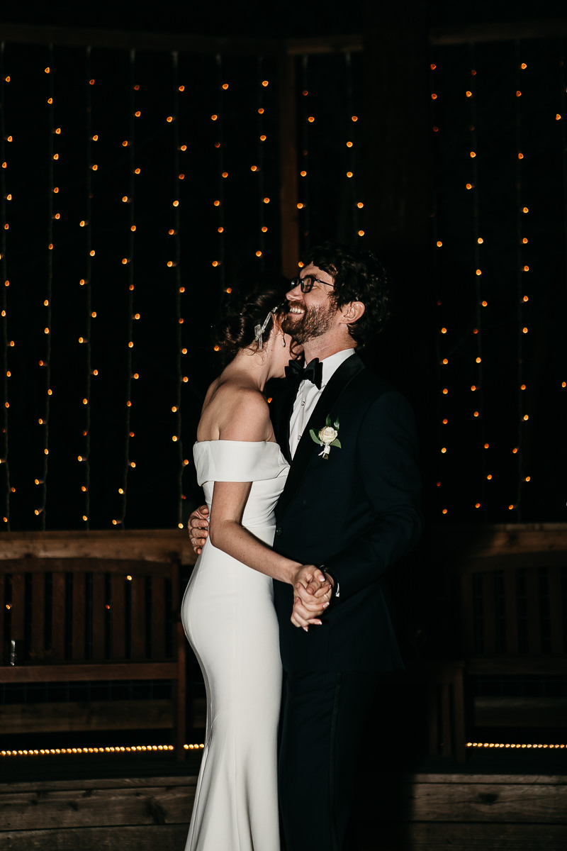 bodega-bay-secret-garden-gloomy-fall-wedding-147