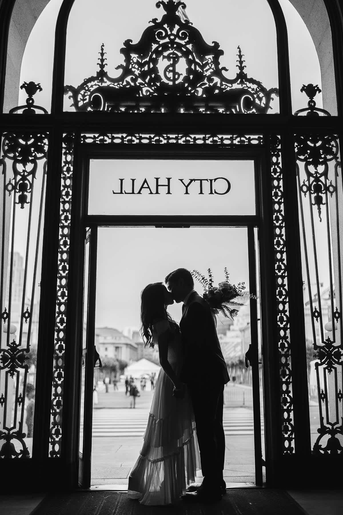 foggy-san-francisco-city-hall-elopement-mt-davidson-summer-38