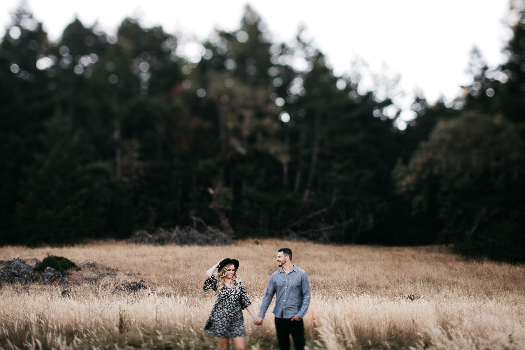 mt-tam-golden-hills-sunset-engagement-session-7