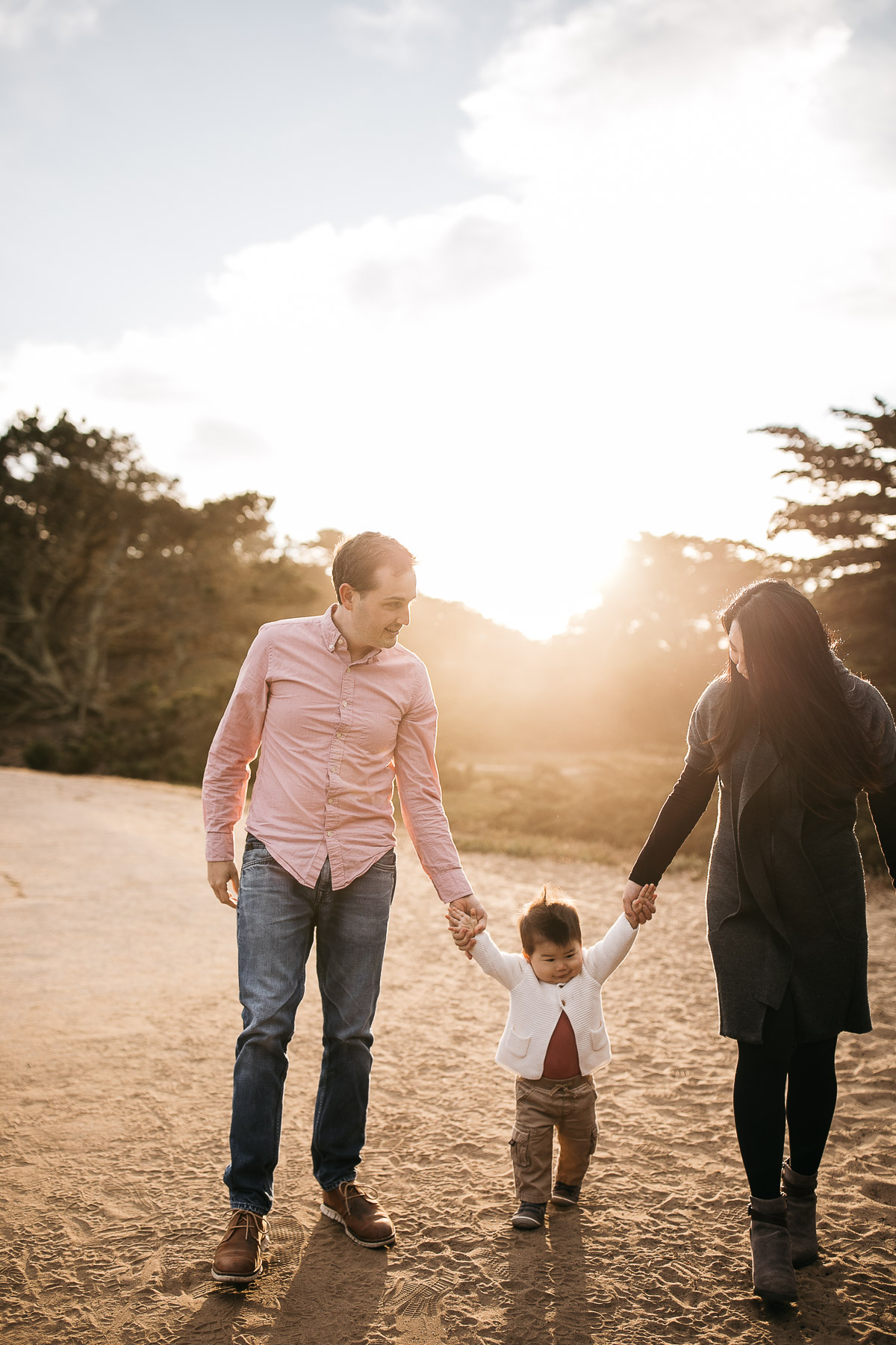 fort-funston-golden-light-winter-family-session-one-year-old-10