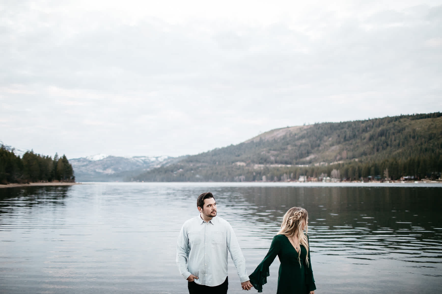 donner-lake-tahoe-national-forest-fall-engagement-session-40