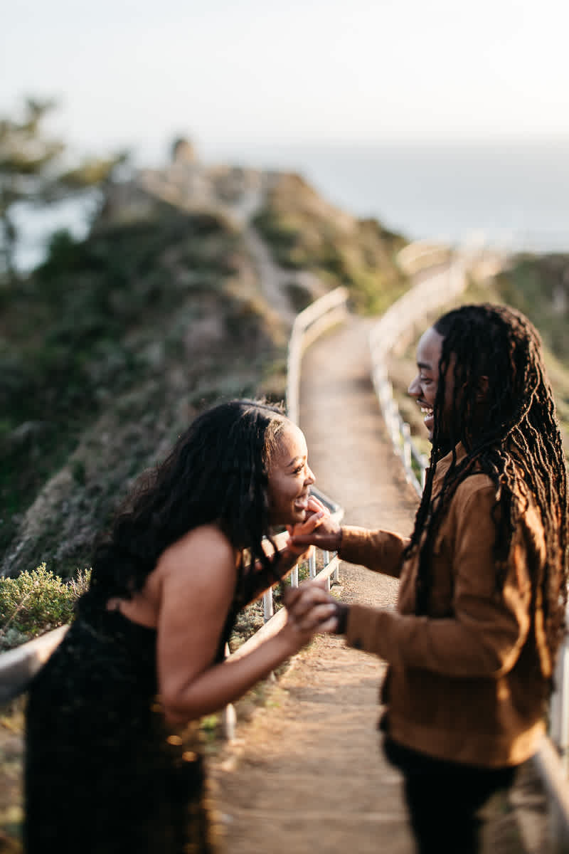muir-beach-ca-spring-lifestyle-engagement-session-22