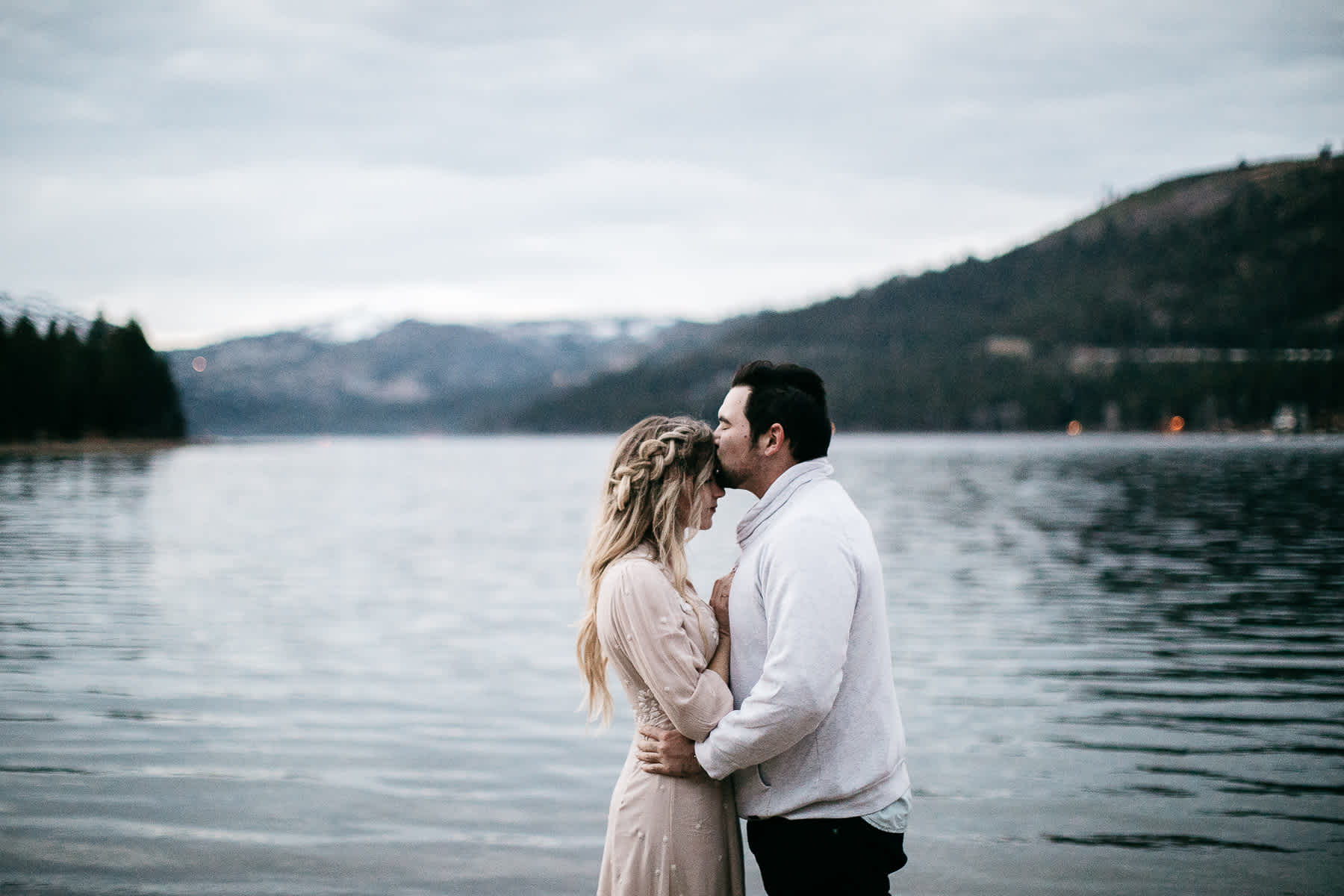 donner-lake-tahoe-national-forest-fall-engagement-session-52