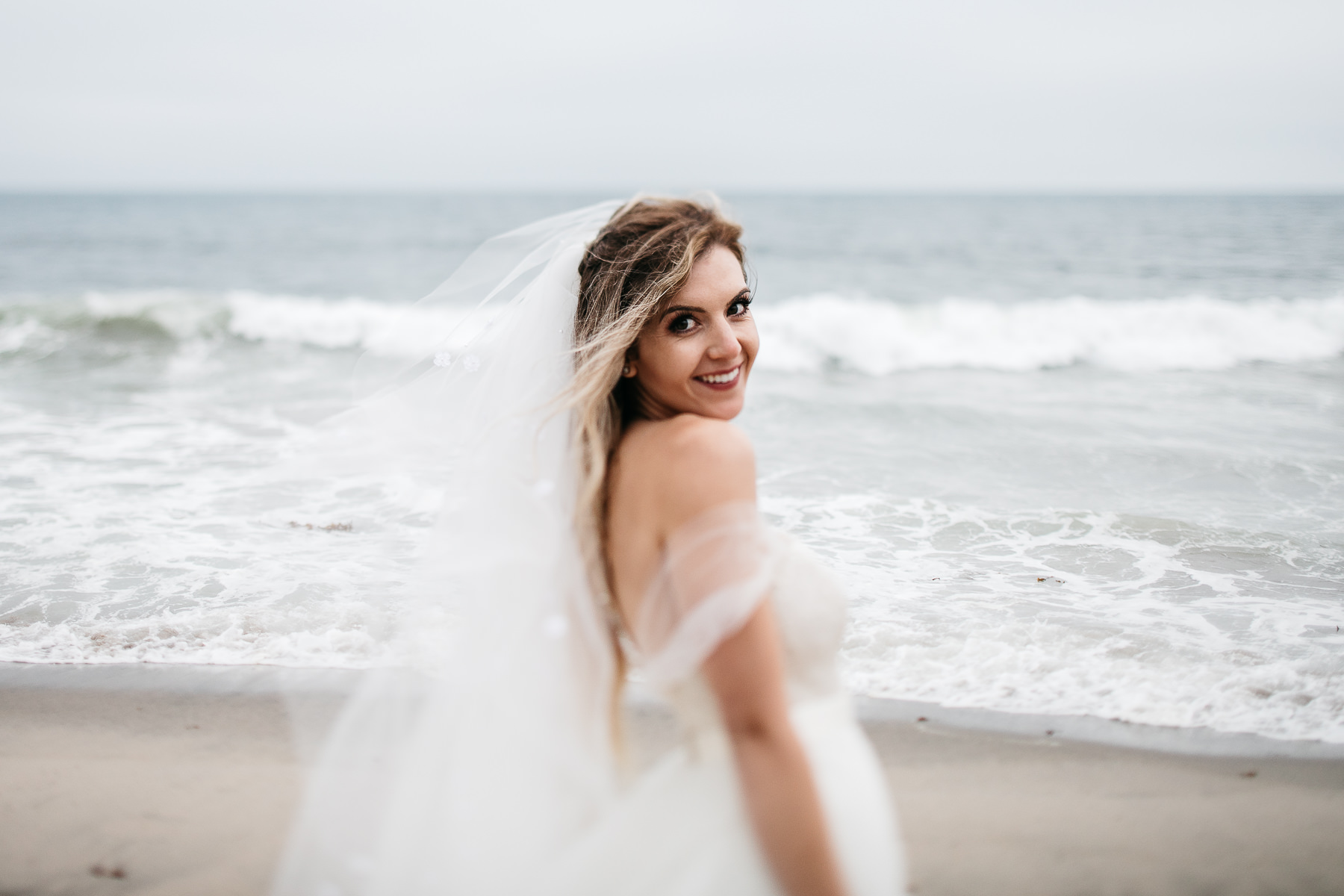 malibu-gloomy-summer-romantic-wedding-70