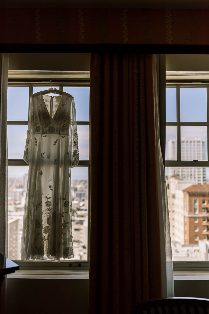 San-Francisco-Gallery-308-disco-balls-graphic-designer-wedding-8