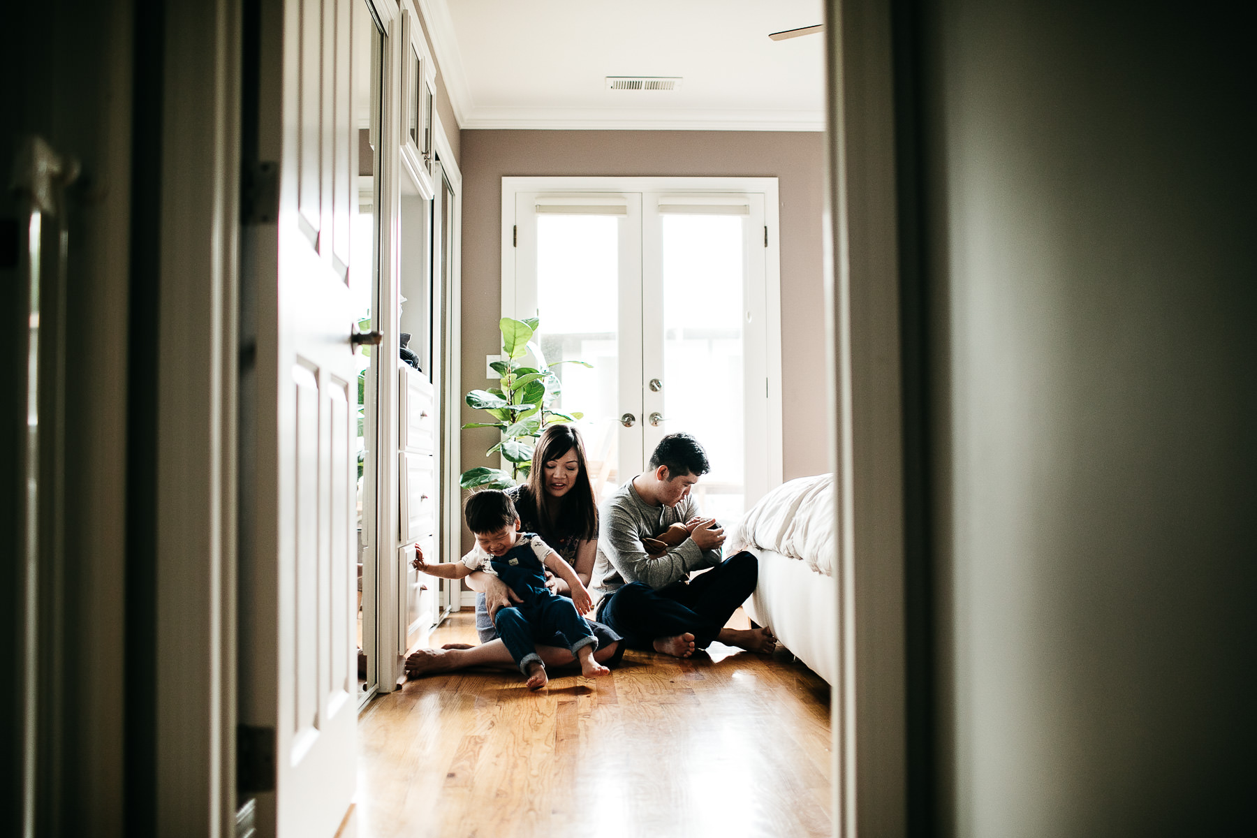 san-jose-family-lifestyle-newborn-rainy-day-shoot-12