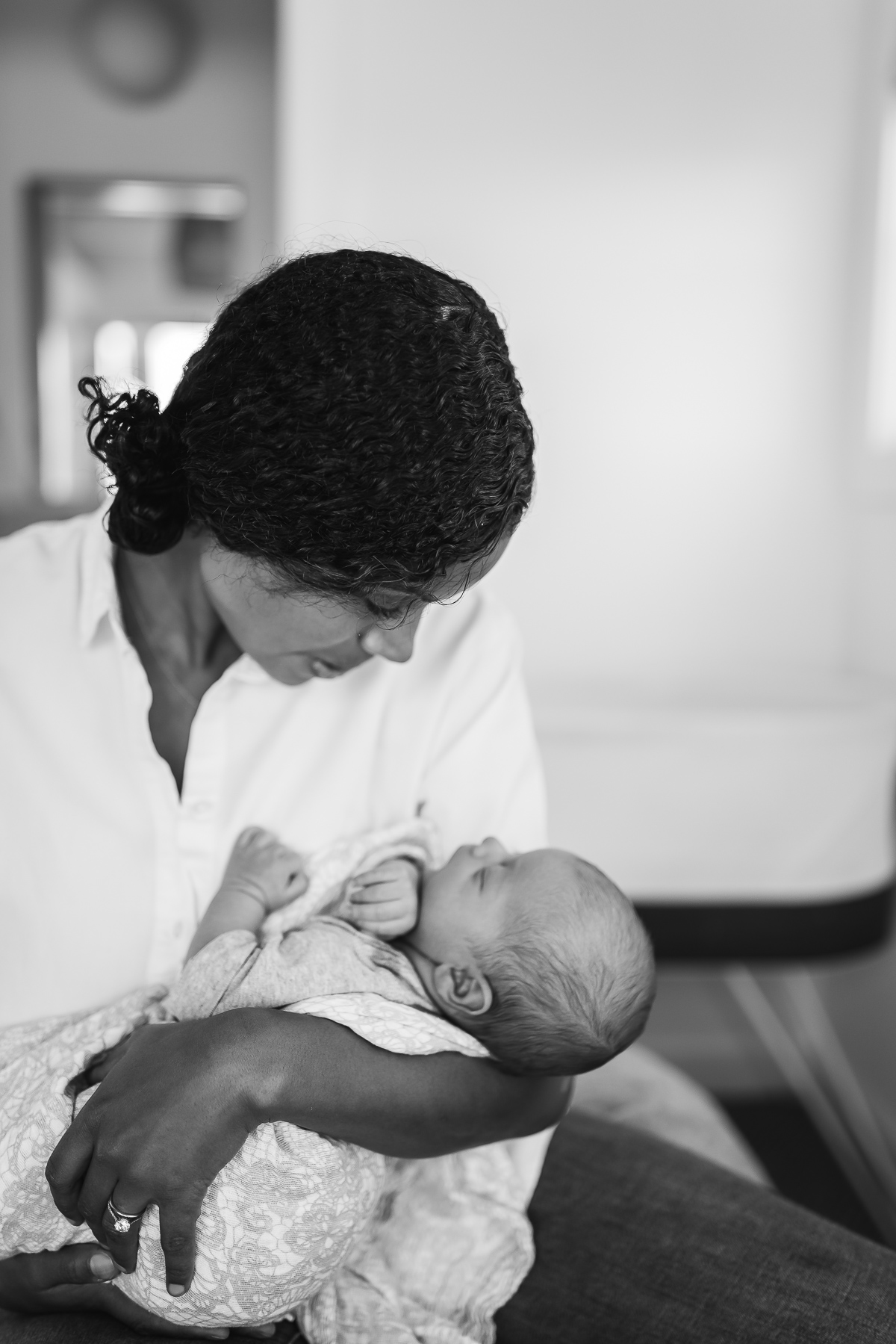 lifestyle-newborn-session-sf-second-child-26