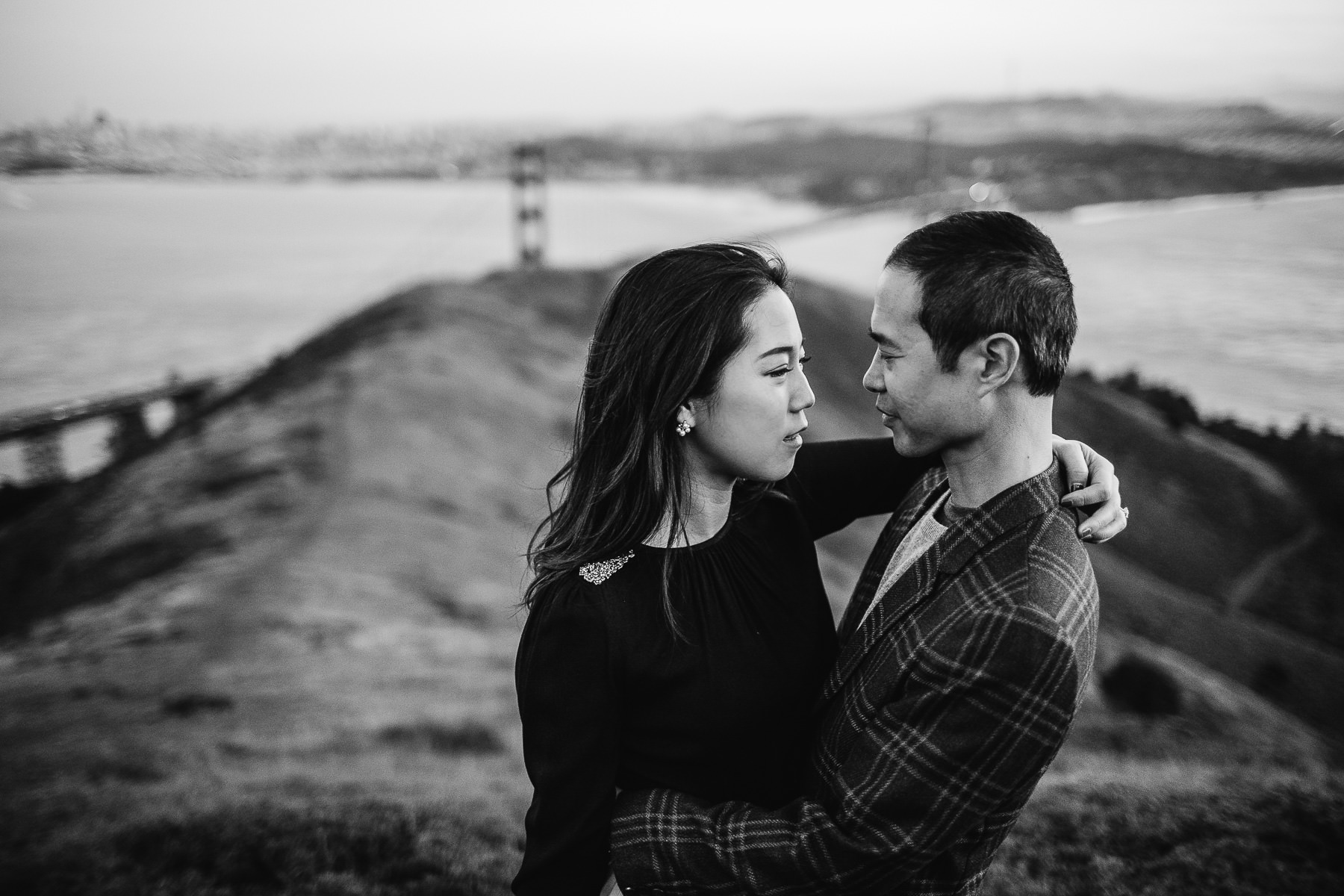 marin-headlands-redwood-golden-gate-bridge-engagement-session-37
